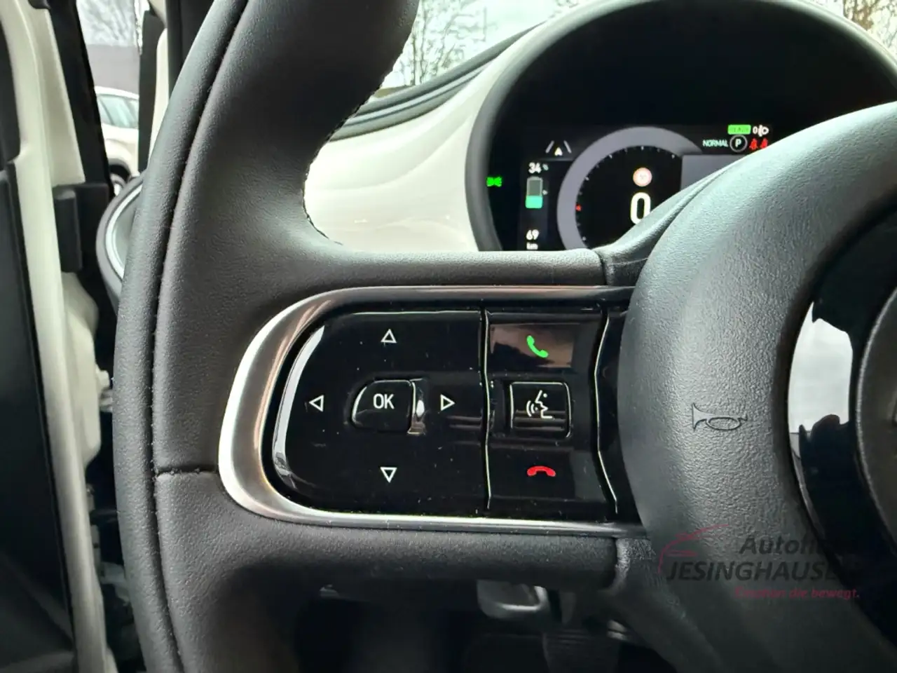 Fiat 500e +Keyless+Klimaaut.+Tempomat Apple CarPlay Android 15