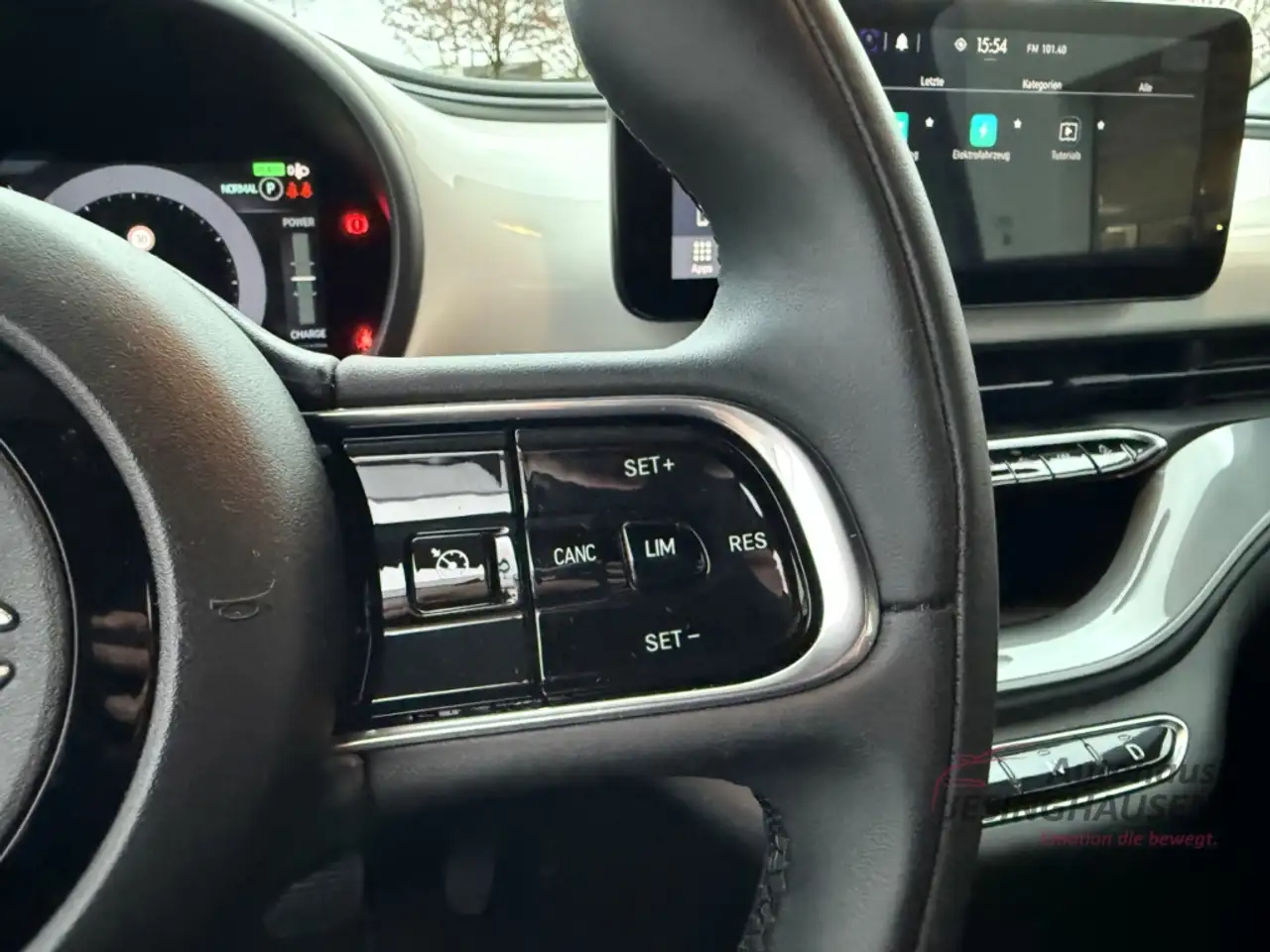 Fiat 500e +Keyless+Klimaaut.+Tempomat Apple CarPlay Android 16