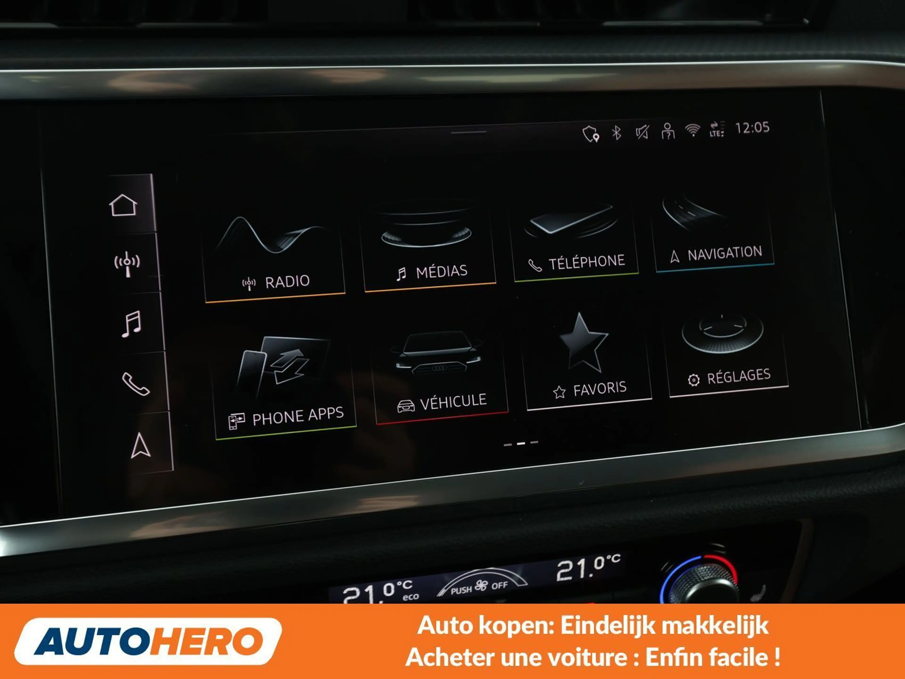 Audi Q3 35 TFSI S line — photo 7