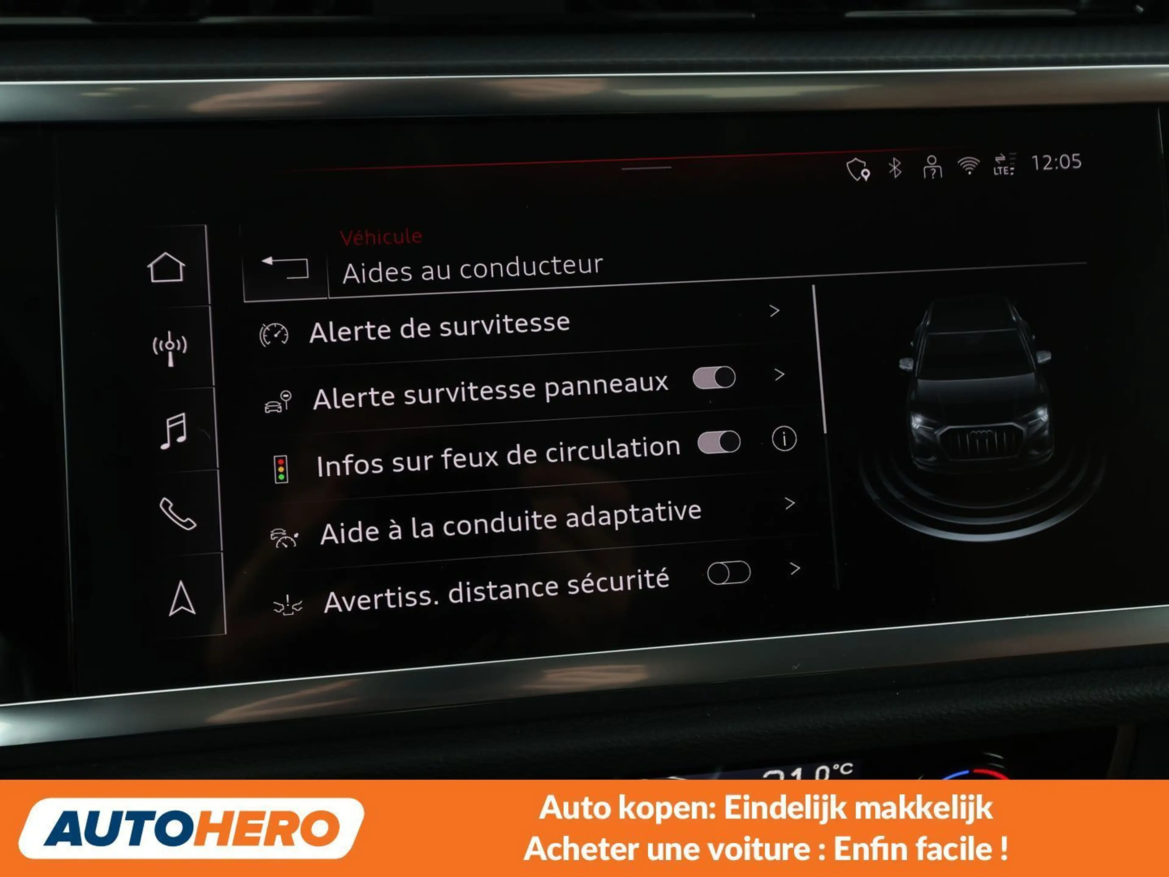 Audi Q3 35 TFSI S line — photo 12