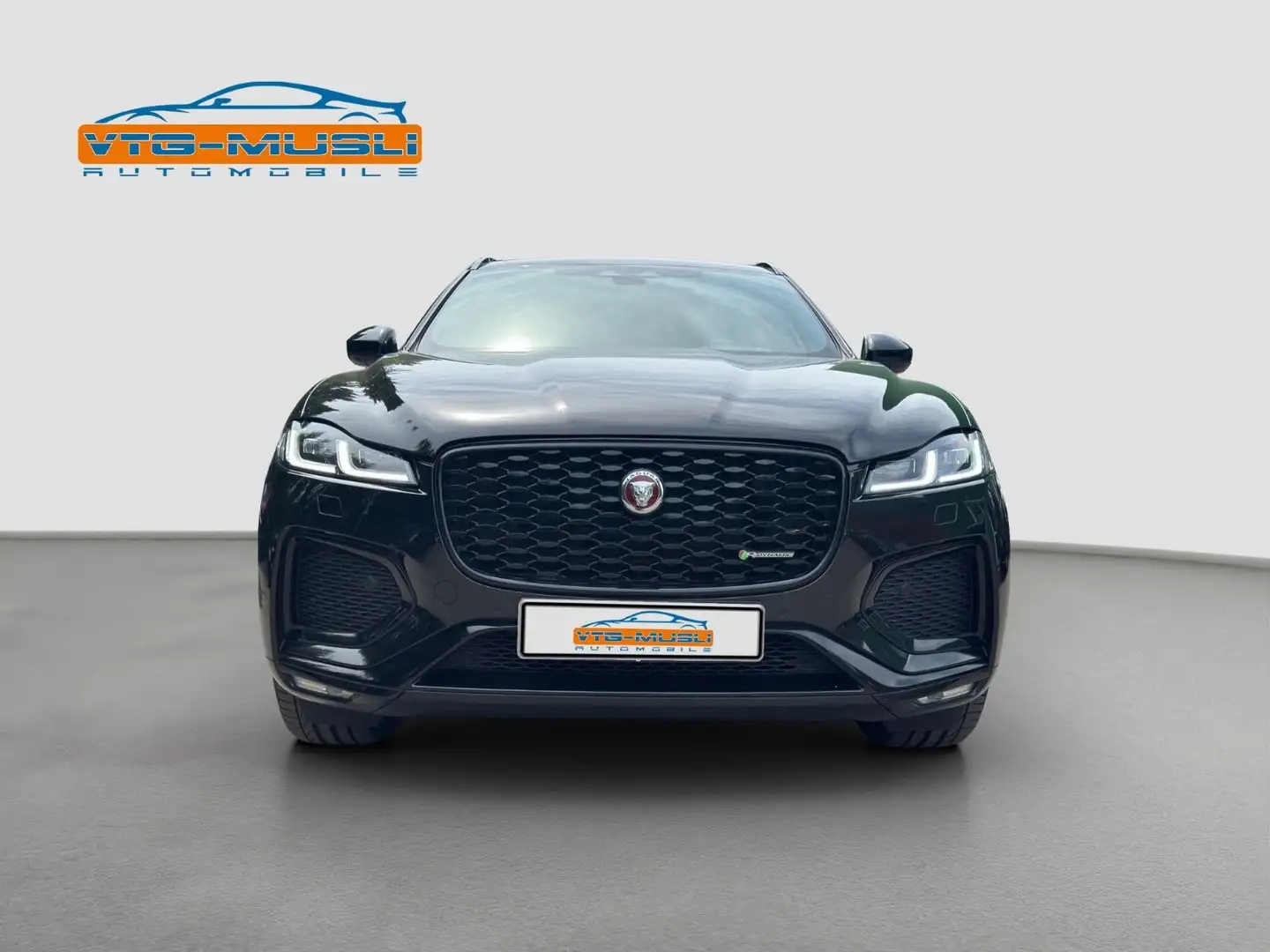 Jaguar F-Pace R-Dynamic Black AWD Schwarz - 2