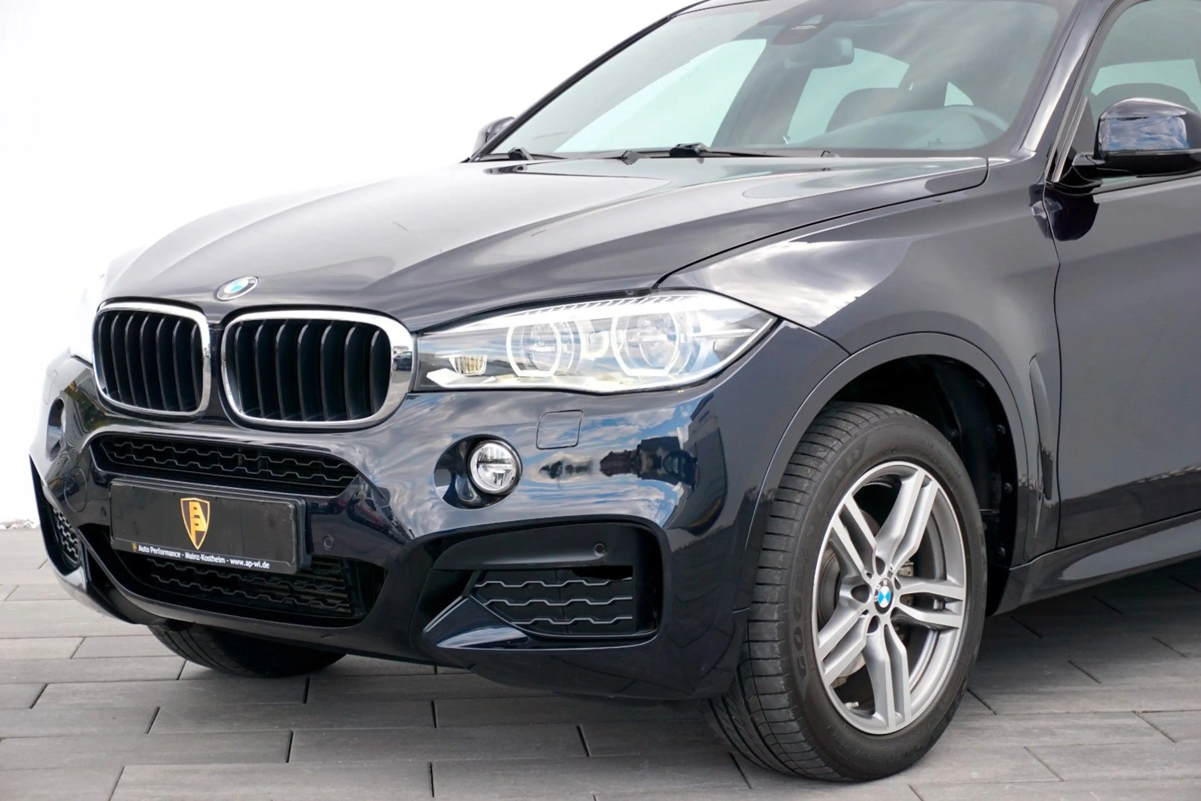 BMW X6 xDrive 30d *M-Sport|HUD|LED|SoftClose|SD|Kam — photo 2