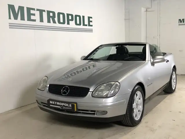 Mercedes-Benz SLK 230 K. M1027