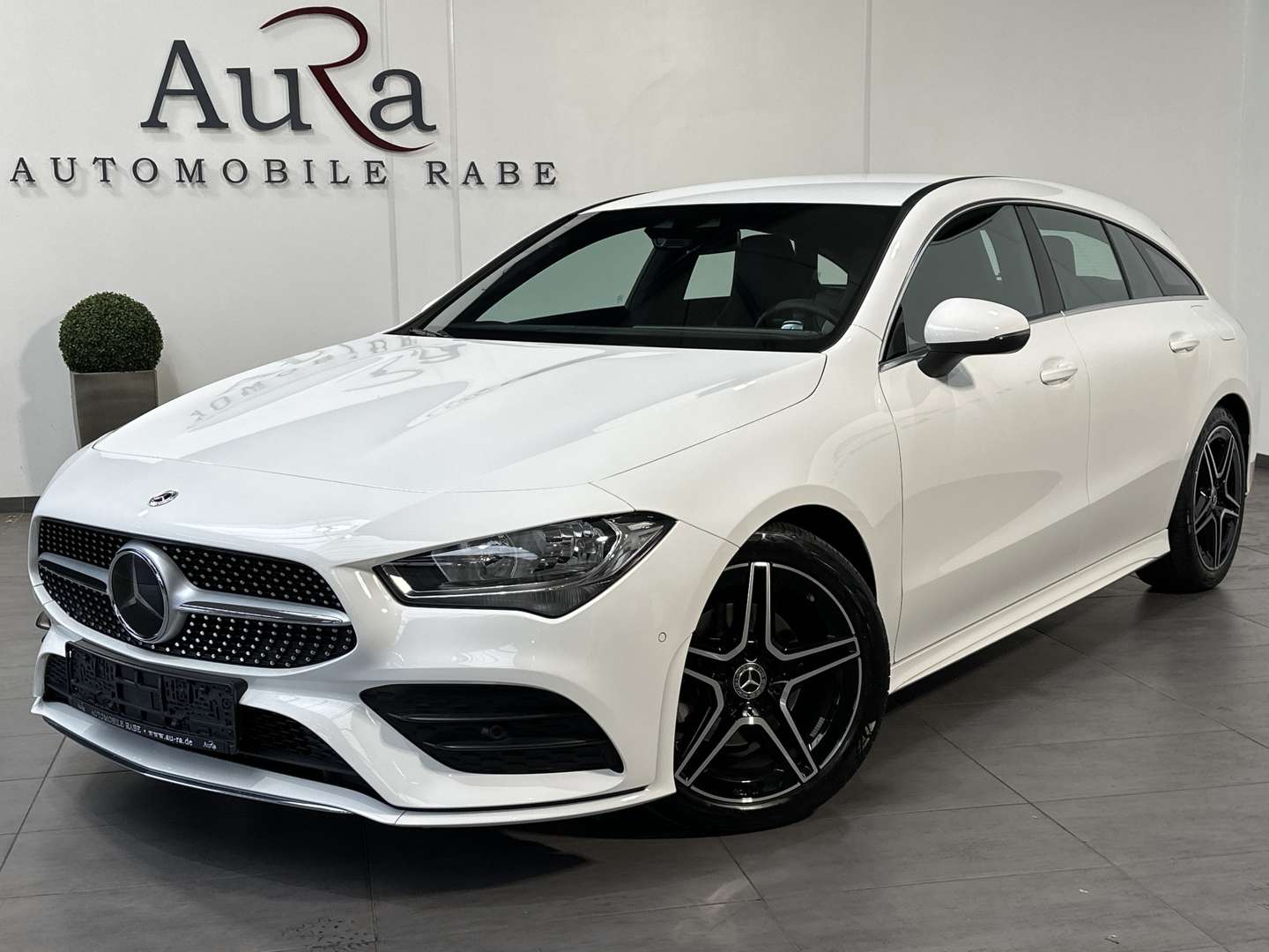 Mercedes CLA 200 AMG Line -  - Joinsteer - #1