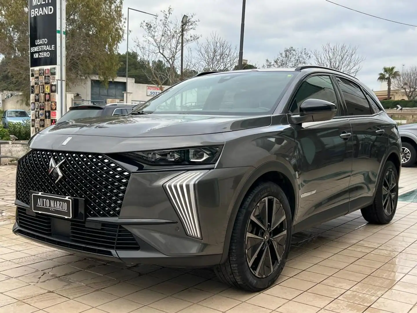 DS Automobiles DS 9 1.5 bluehdi Performance Line 130cv auto Gris - 1