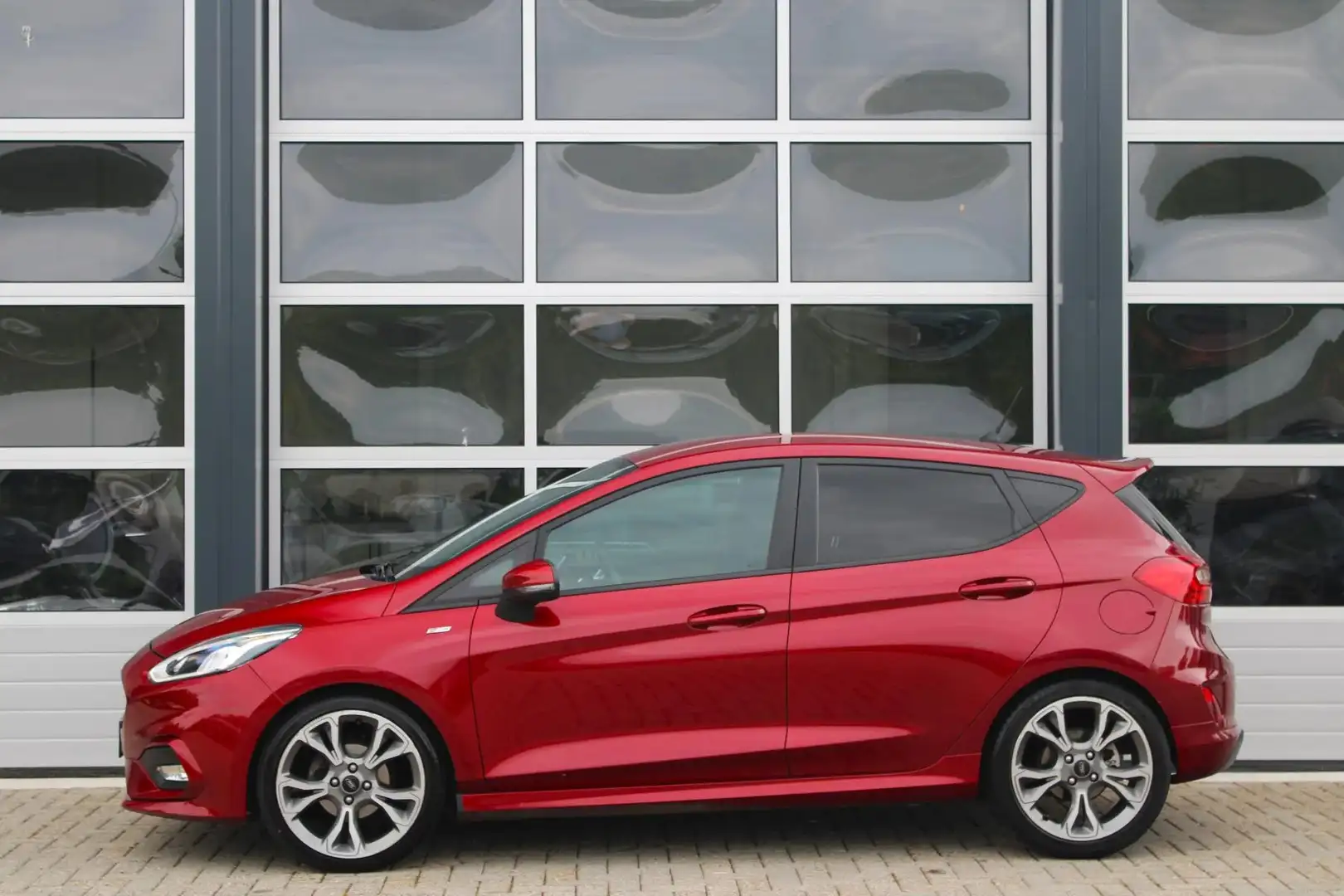 Ford Fiesta 1.0 EcoBoost Automaat ST-Line | Camera | B&O | LED Rood - 2