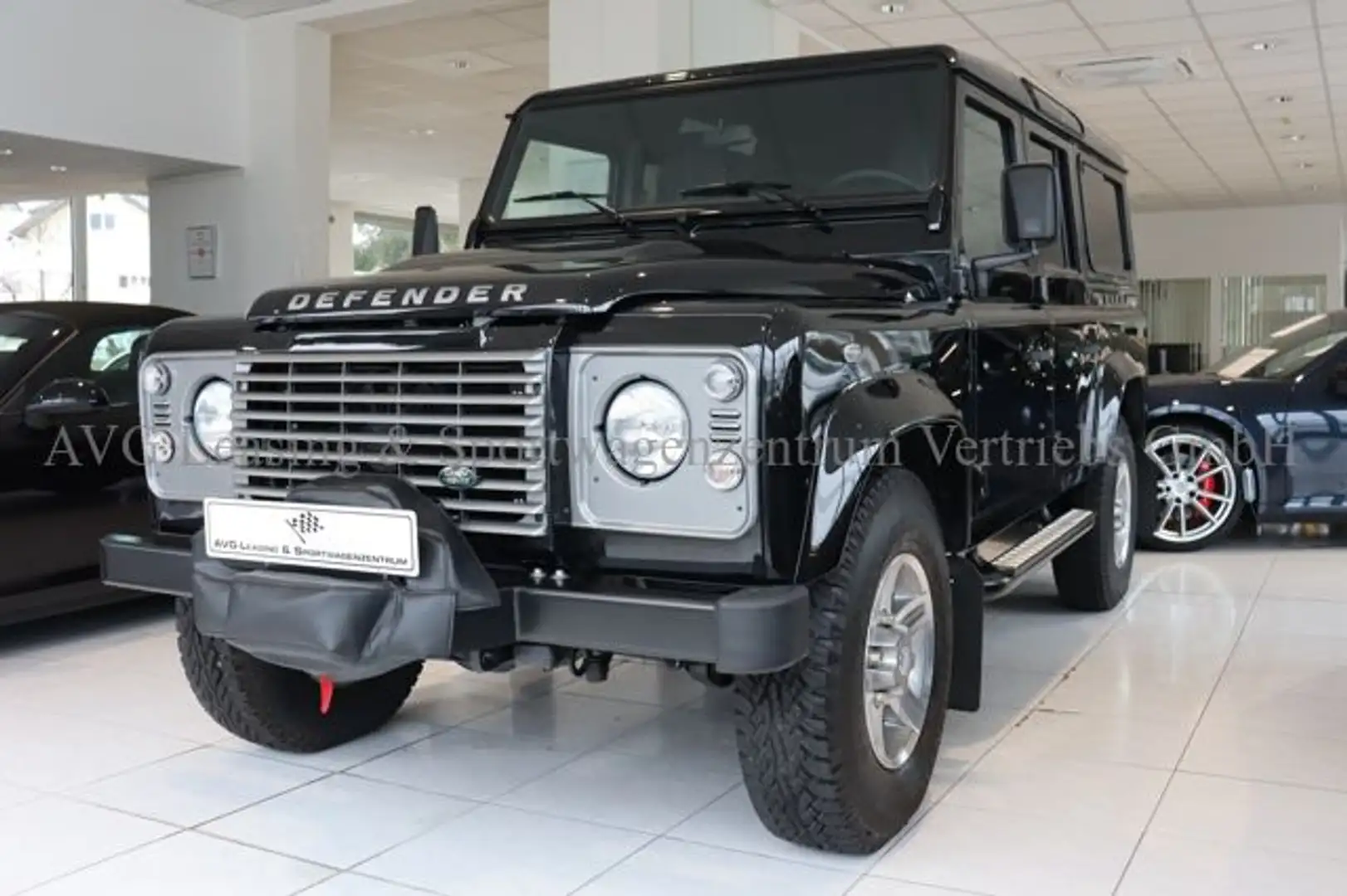 Land Rover Defender 110 SE NEUWAGEN/GANZLEDER/AUS SAMMLUNG Schwarz - 2