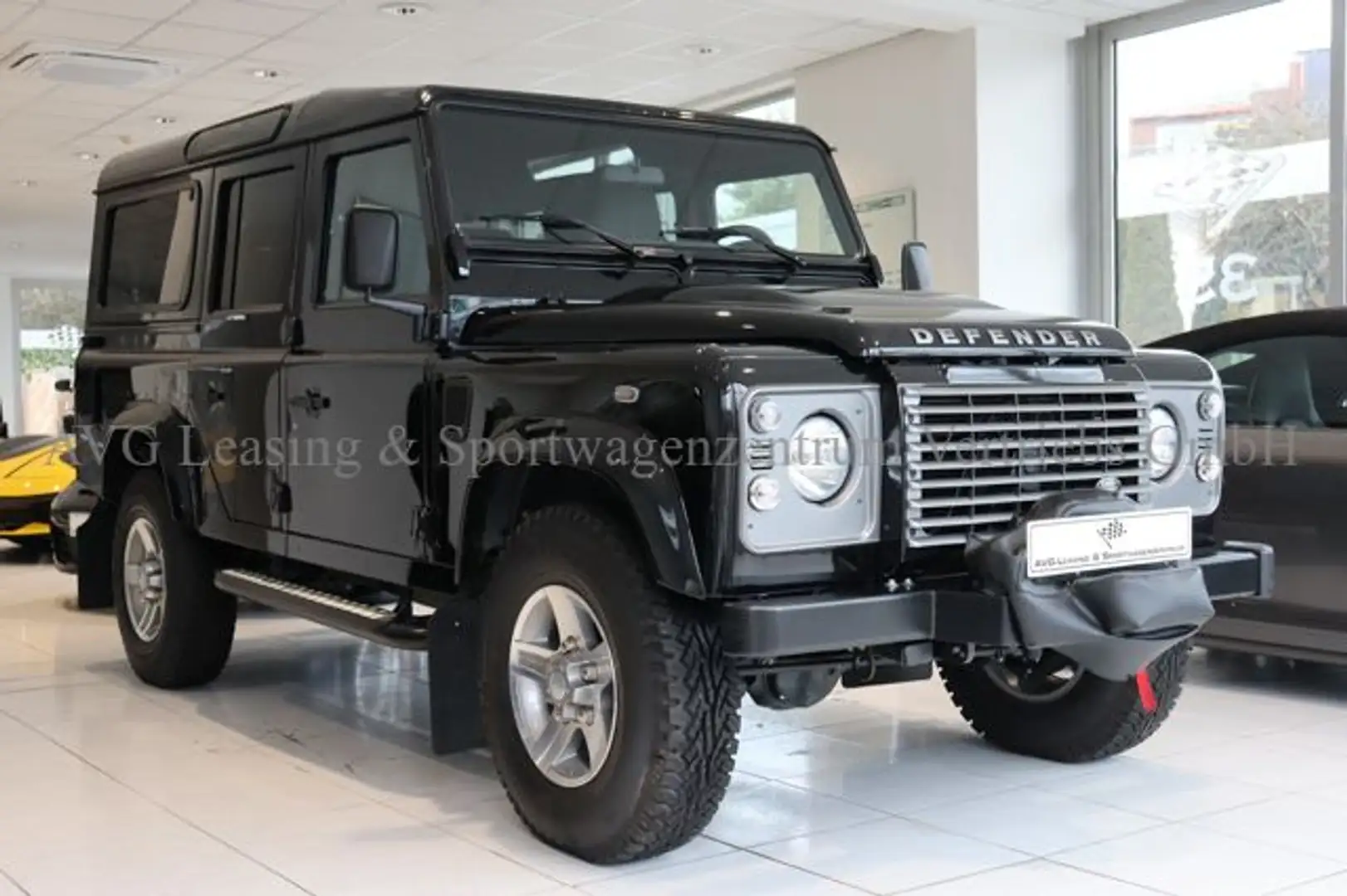 Land Rover Defender 110 SE NEUWAGEN/GANZLEDER/AUS SAMMLUNG Schwarz - 1
