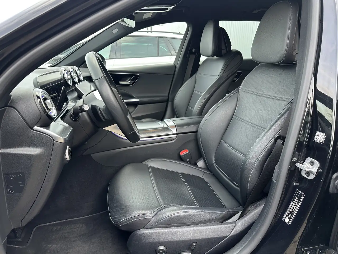 Mercedes-Benz C 220 T Avantgarde NAV+LED+KAMERA+AMBIENTE+PARK 9