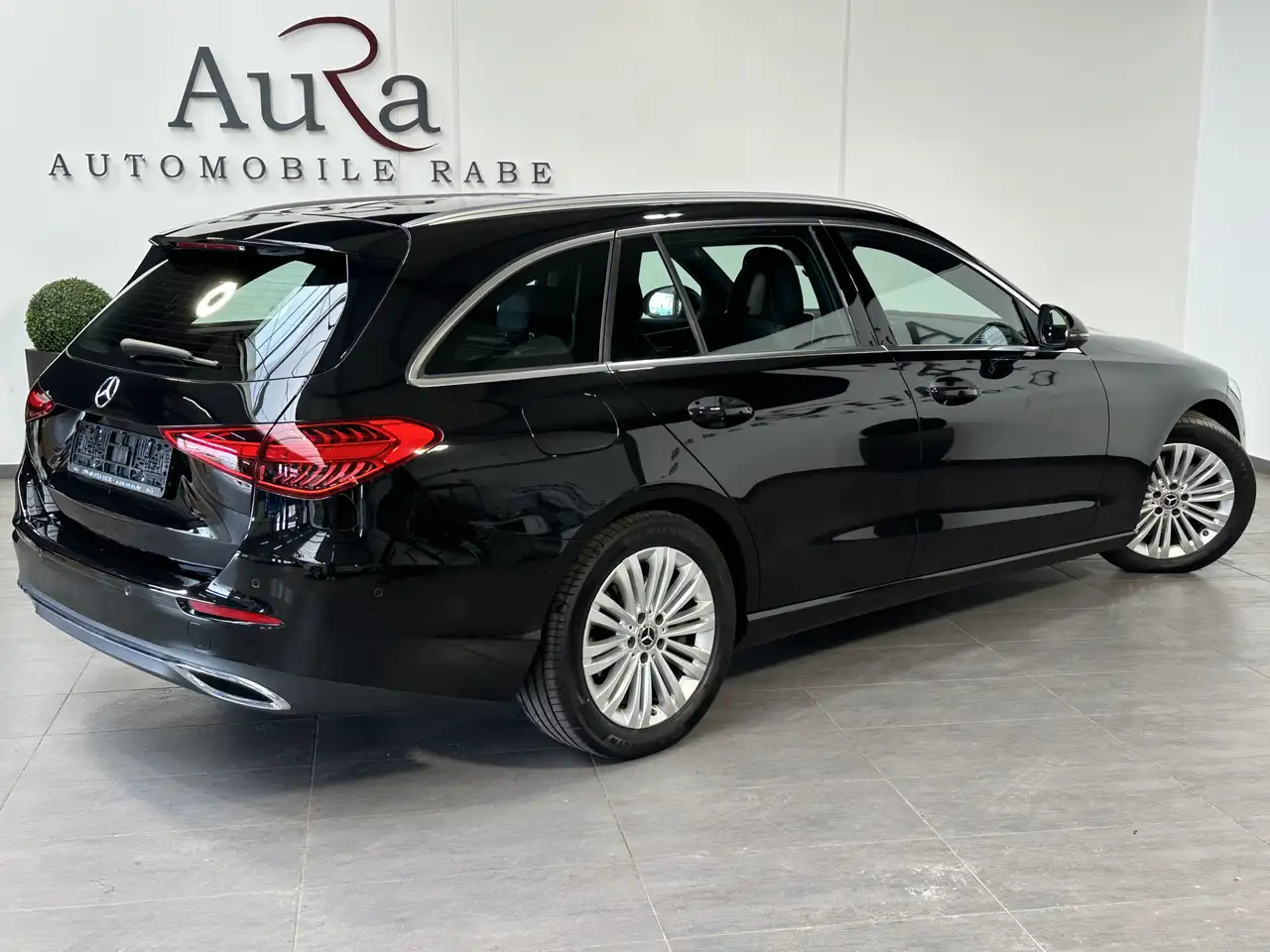 Mercedes-Benz C 220 T Avantgarde NAV+LED+KAMERA+AMBIENTE+PARK 4