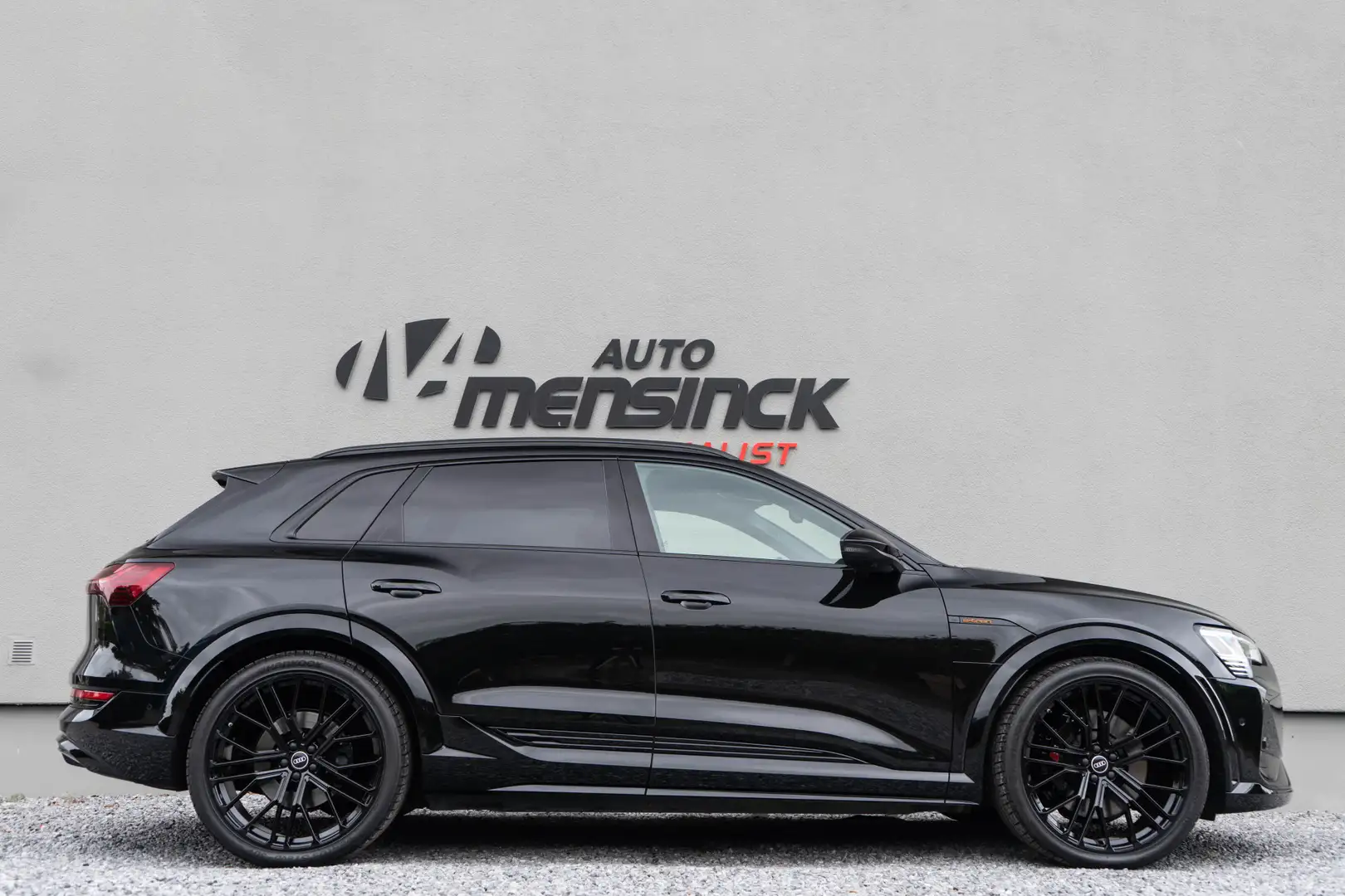 Audi e-tron S Quattro 371kW / Luchtvering/ Standkachel/ Adapti Noir - 2