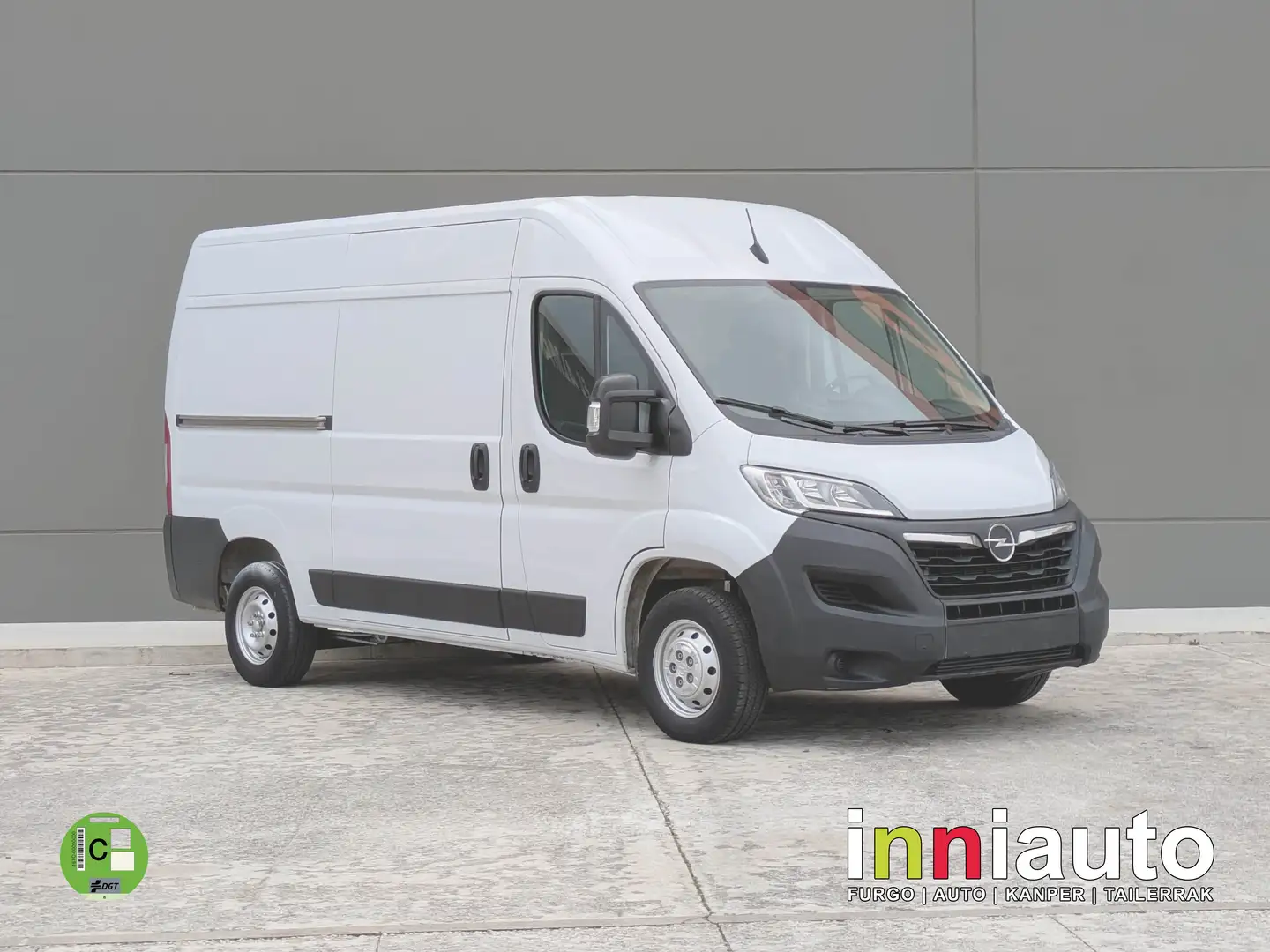Opel Movano Furgón Base L2H2 3.3T BlueHDi 88kW Weiß - 1