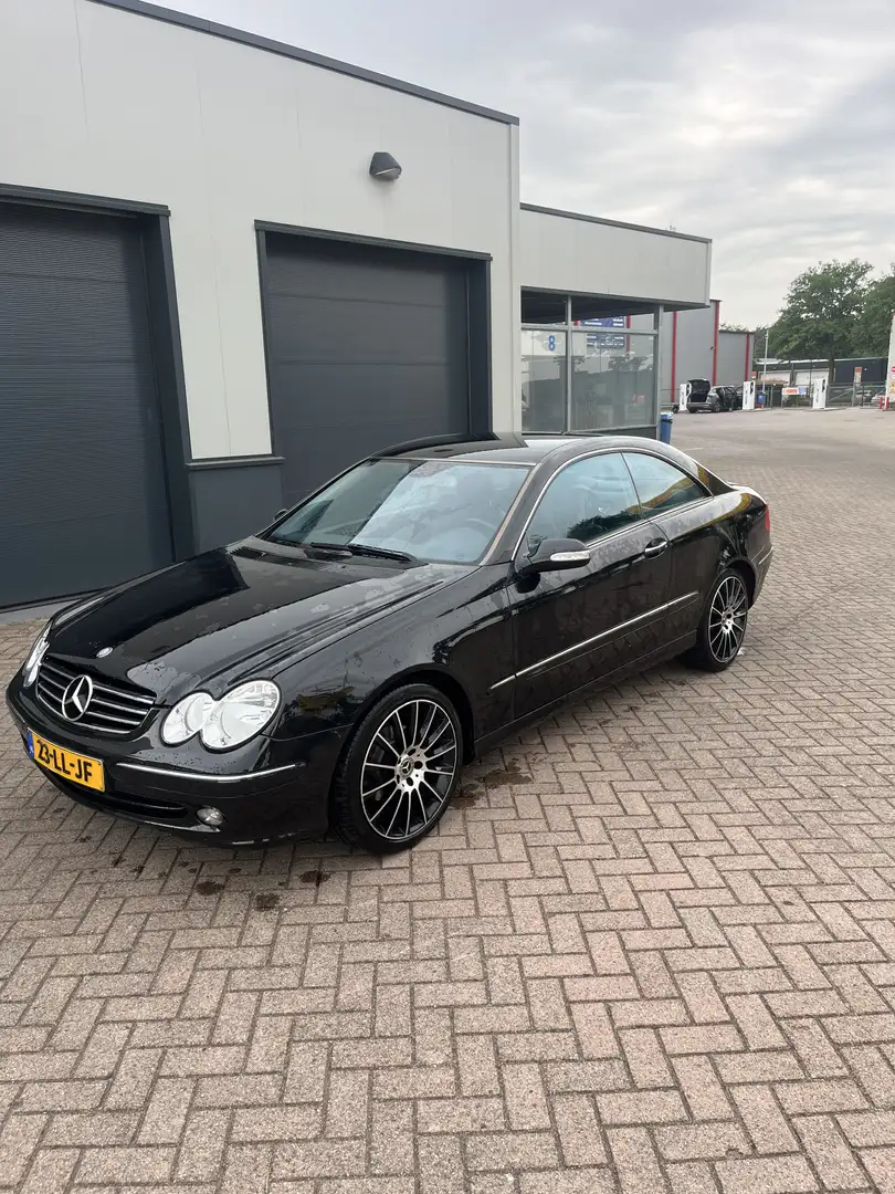 Mercedes-Benz CLK 200 avantgarde Noir - 2