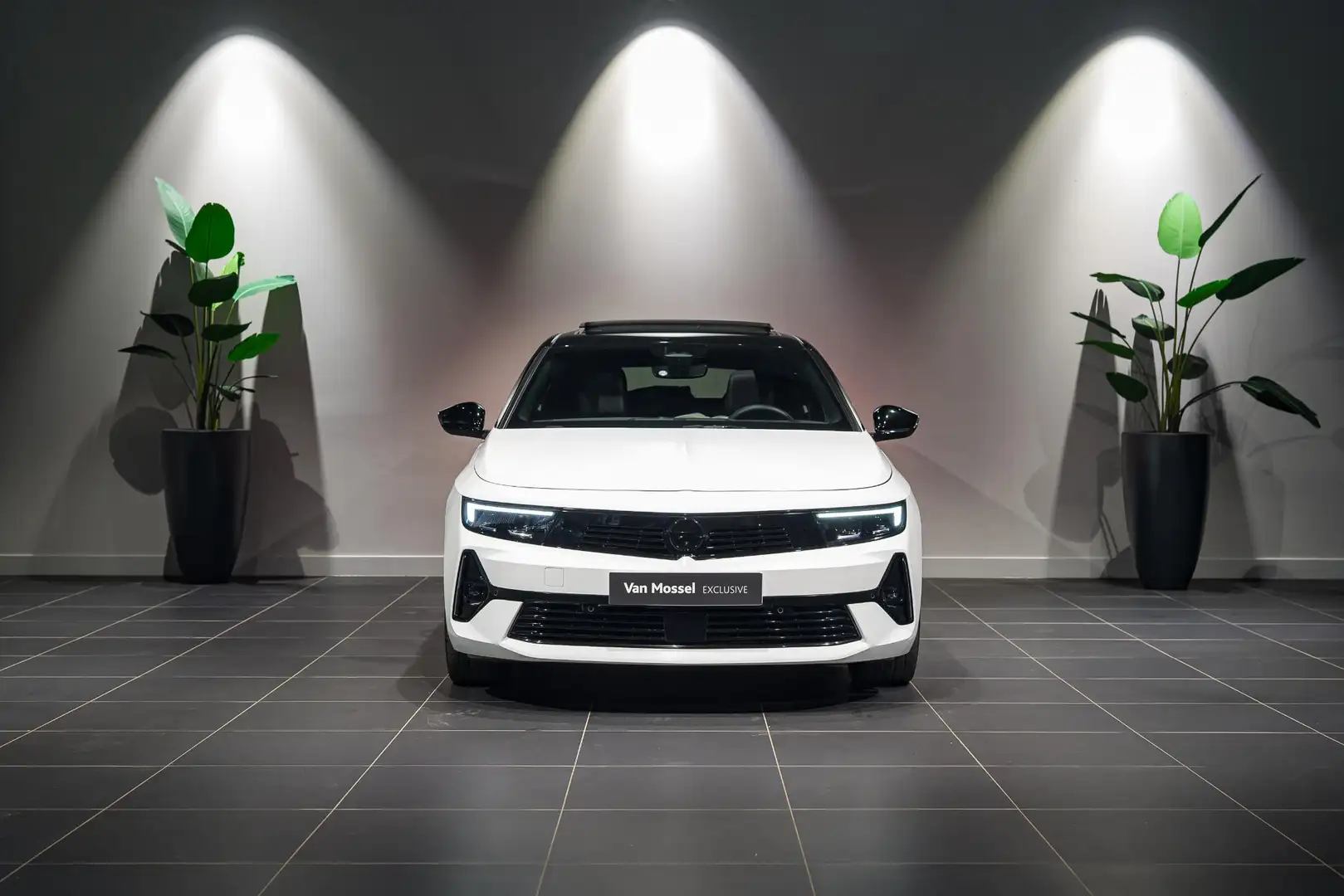 Opel Astra 1.6T GS Line Hybrid 360° CAMERA | PANODAK | STUUR- Wit - 2