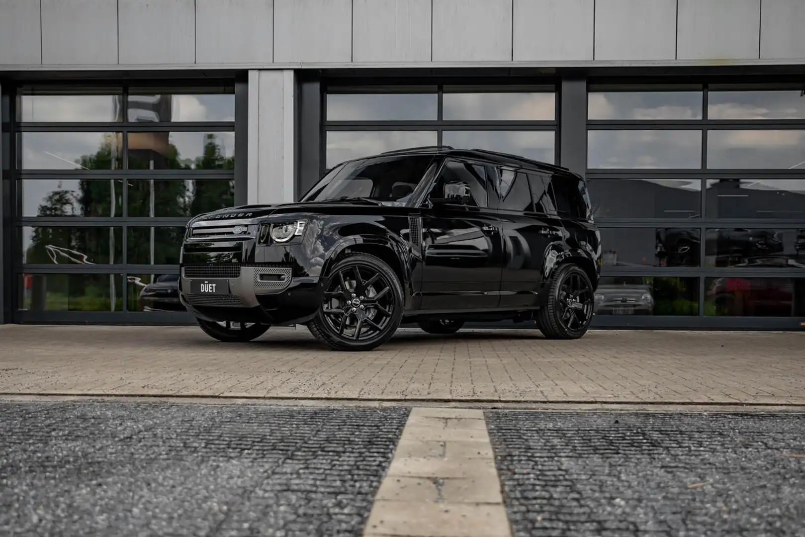 Land Rover Defender 110 - P300e  - X dynamic SE -  Pano - ACC - ... Noir - 1