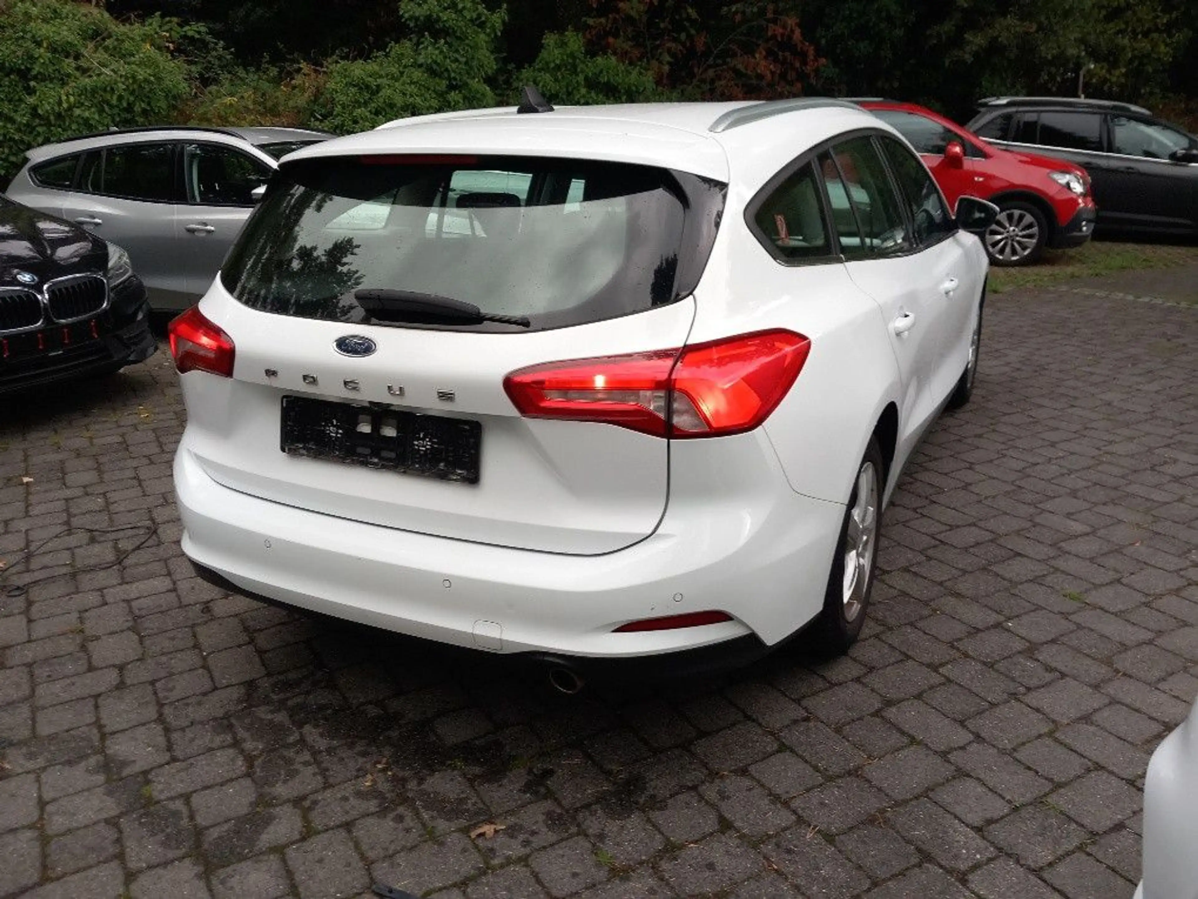 Ford Focus Turnier 1.0 EcoBoost Cool & Connect — photo 10