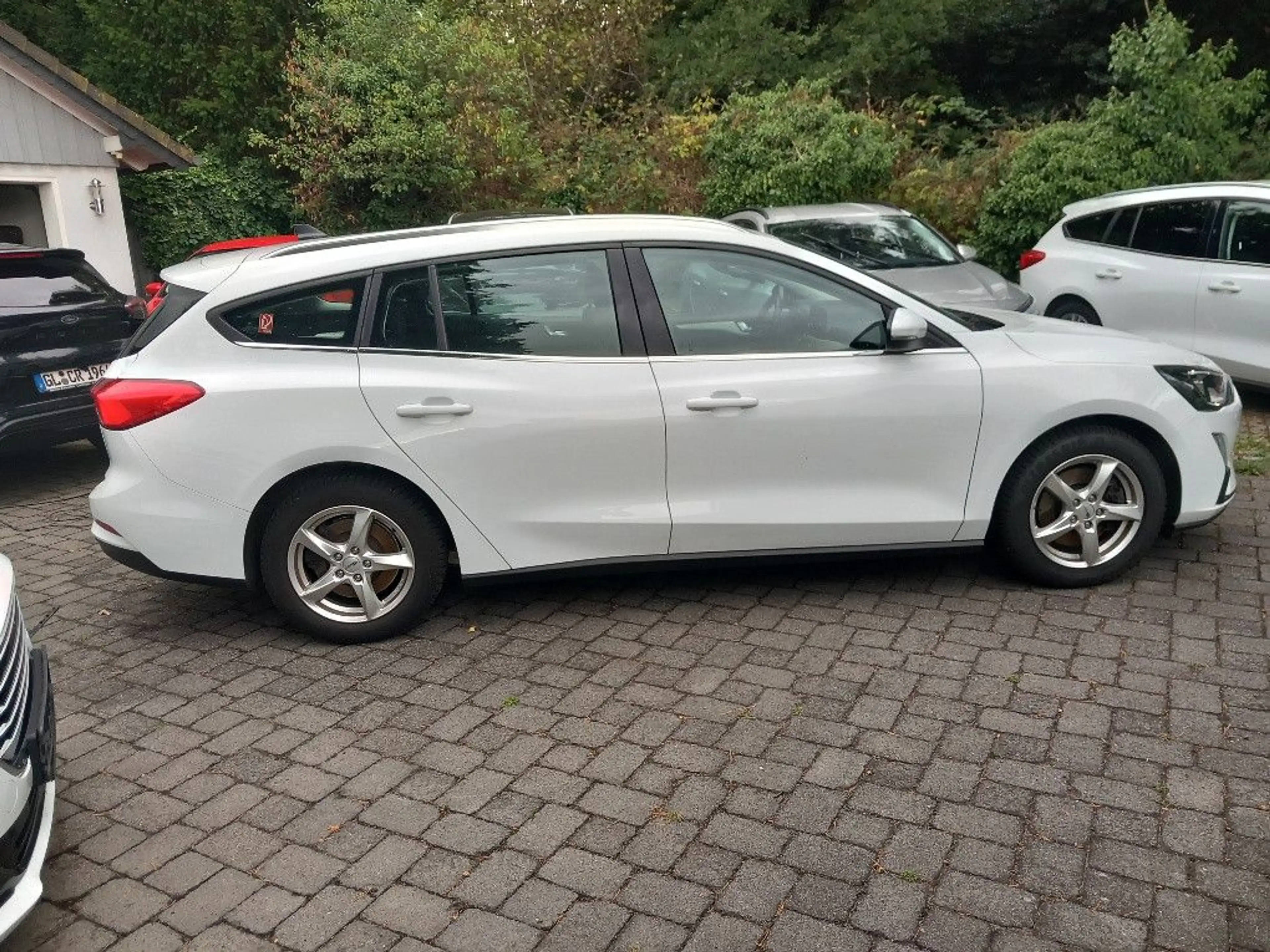 Ford Focus Turnier 1.0 EcoBoost Cool & Connect — photo 11