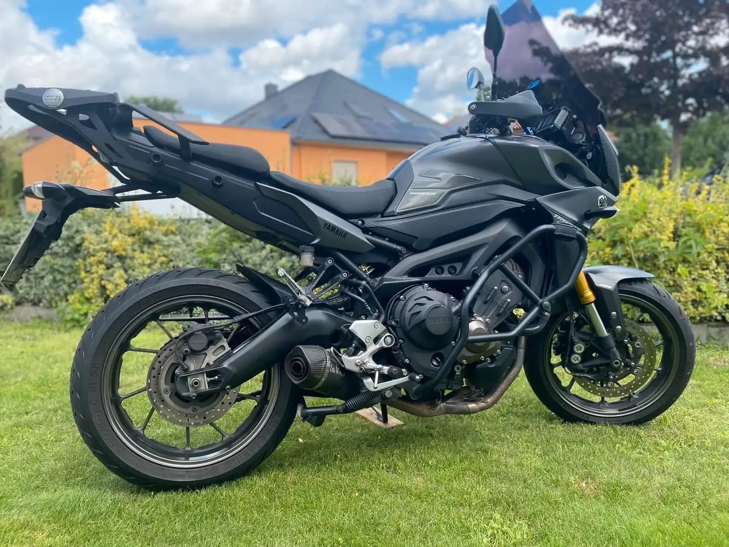 Yamaha MT-09 Tracer Nero - 1