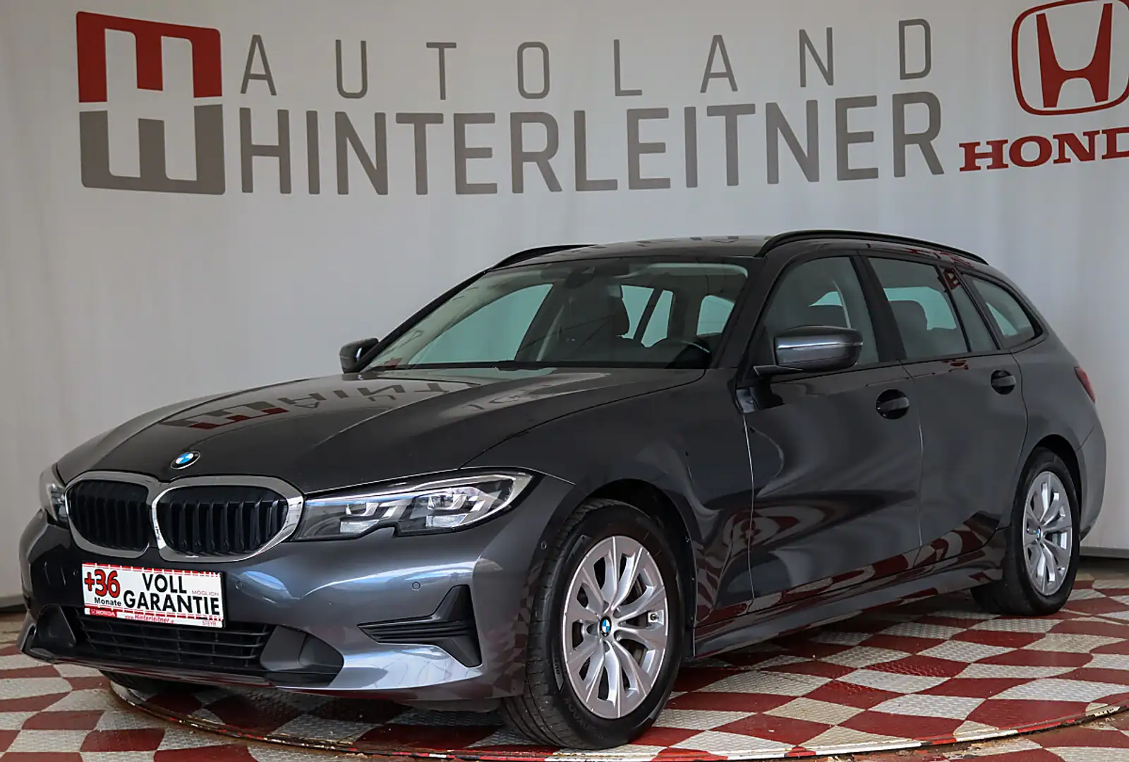 BMW 318 d Touring LED 3 ZONEN WINTERPAKET Grau - 1
