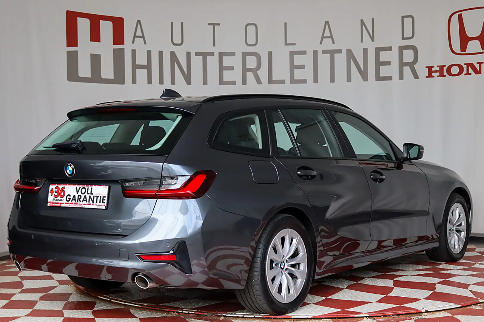 BMW 318 d Touring LED 3 ZONEN WINTERPAKET Grau - 2