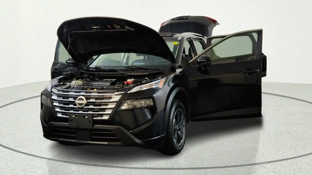 Nissan Rogue снимка Nissan Rogue
