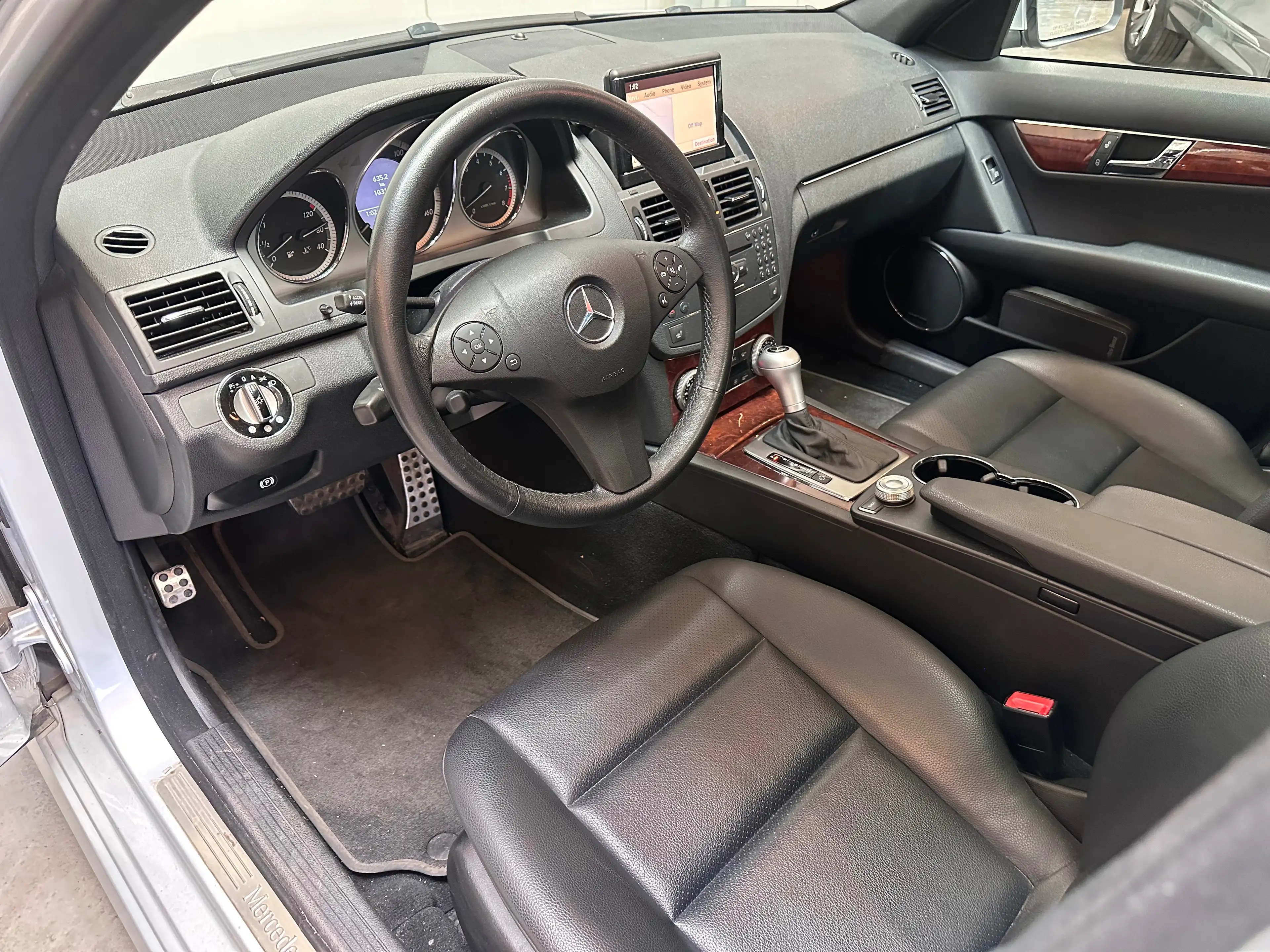 Mercedes-Benz C 300 C 300 4-Matic Avantgarde — photo 8