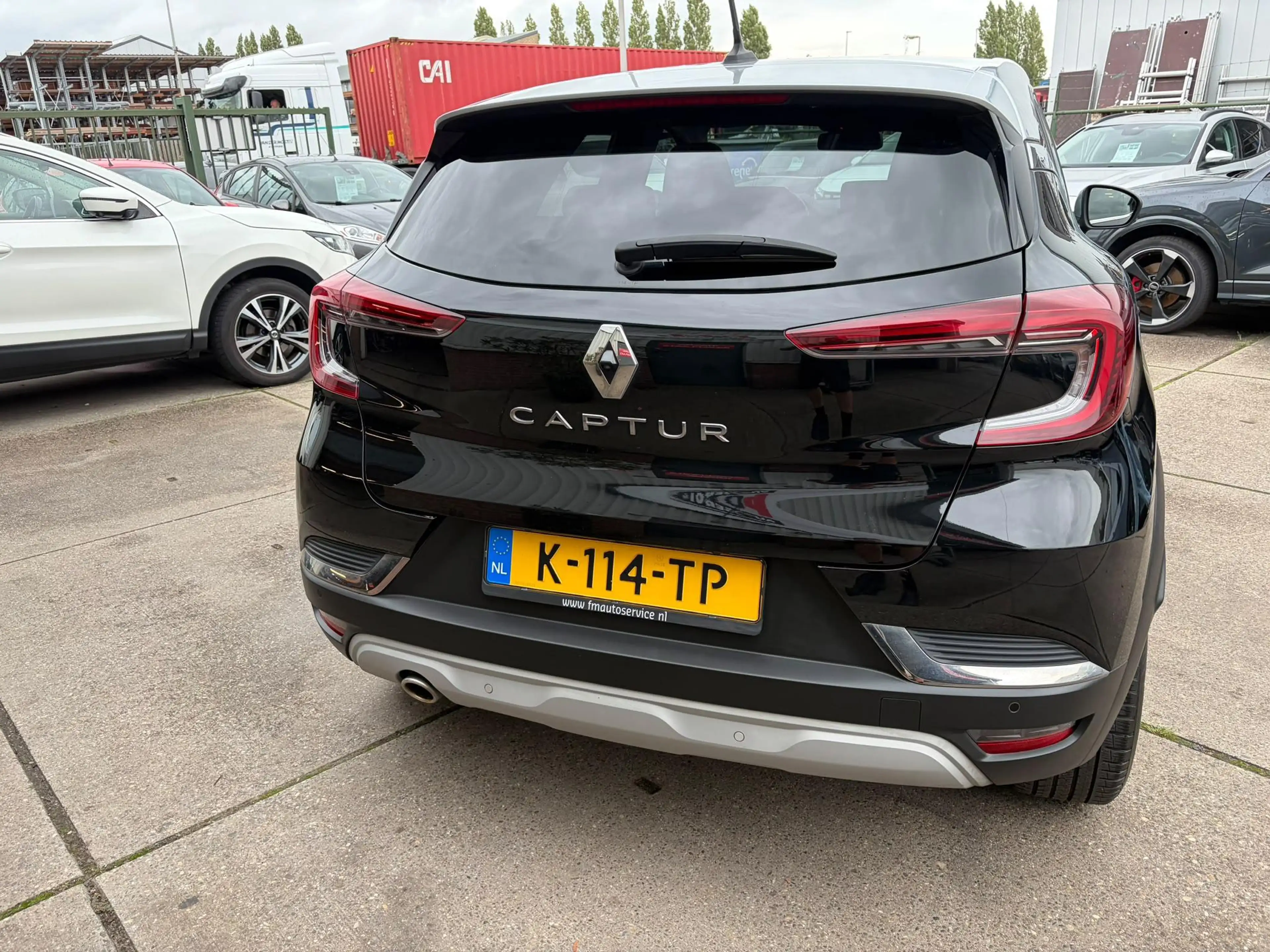 Renault Captur 1.0 TCe 90 Intens Clima, cruise, pdc, camera, carp — photo 8