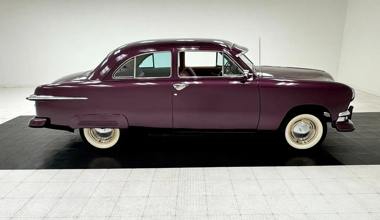 Ford Deluxe Tudor Sedan, foto 6