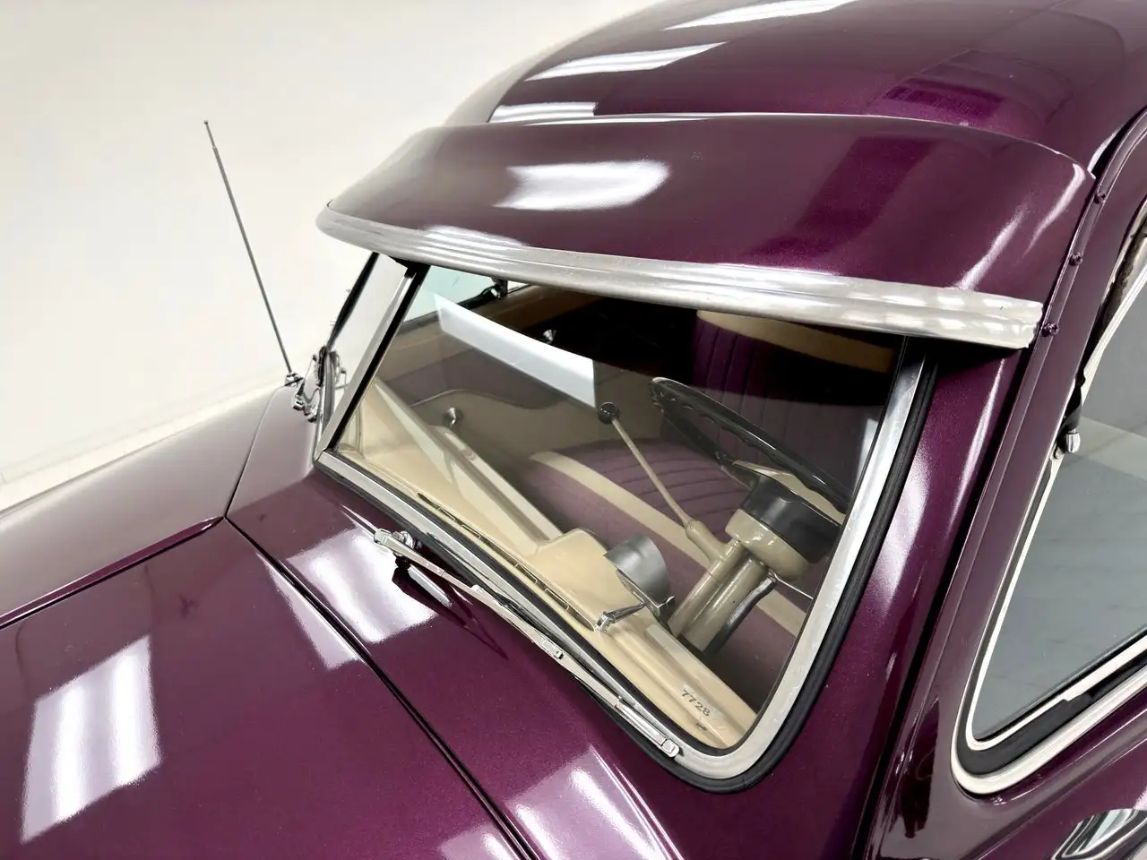 Ford Deluxe Tudor Sedan, foto 12