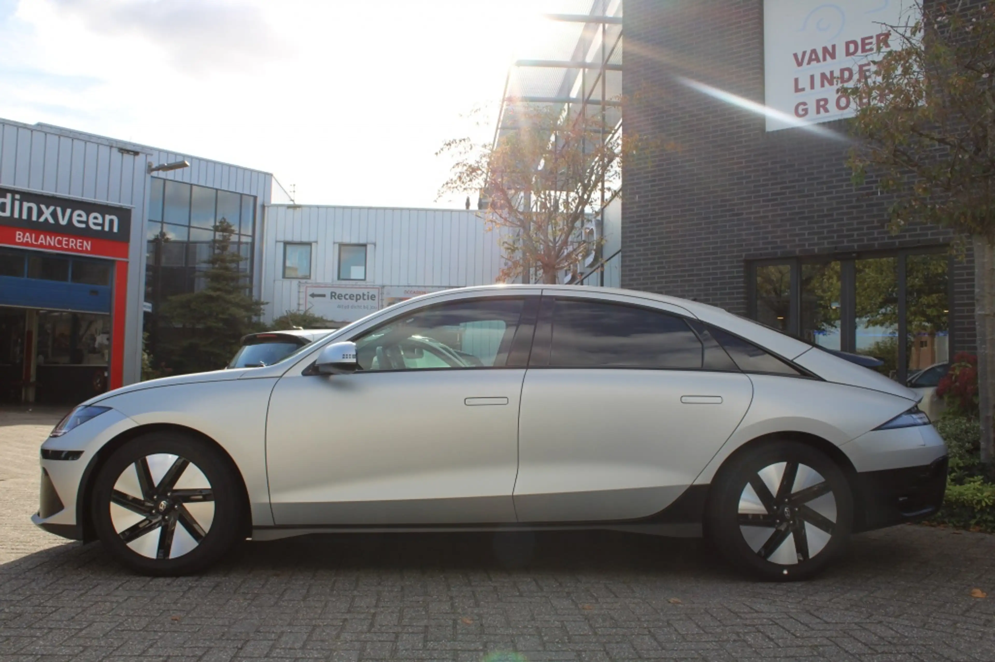 Hyundai IONIQ 6 Connect 77.4 kWh SOH 100% "RIJKLAARPRIJS" — photo 2