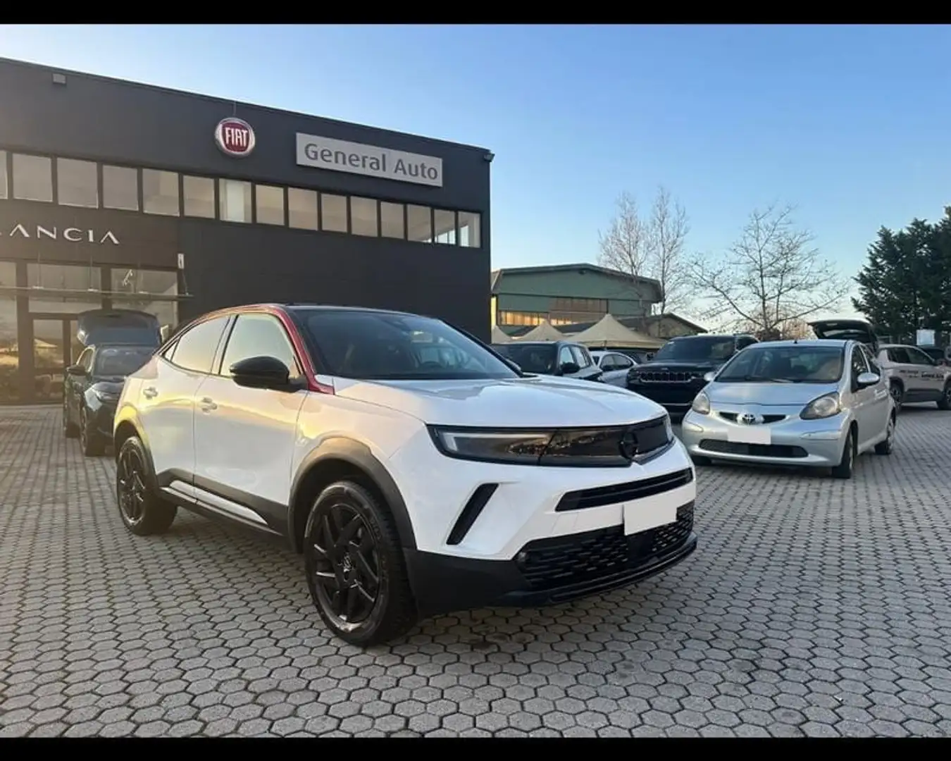Opel Mokka II 1.2 t GS Line s&s 130cv Bianco - 1