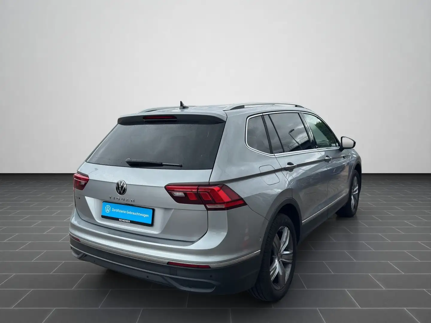 Volkswagen Tiguan Allspace MOVE 2.0 TDI DSG 7 SITZER MATRIX Silber - 2