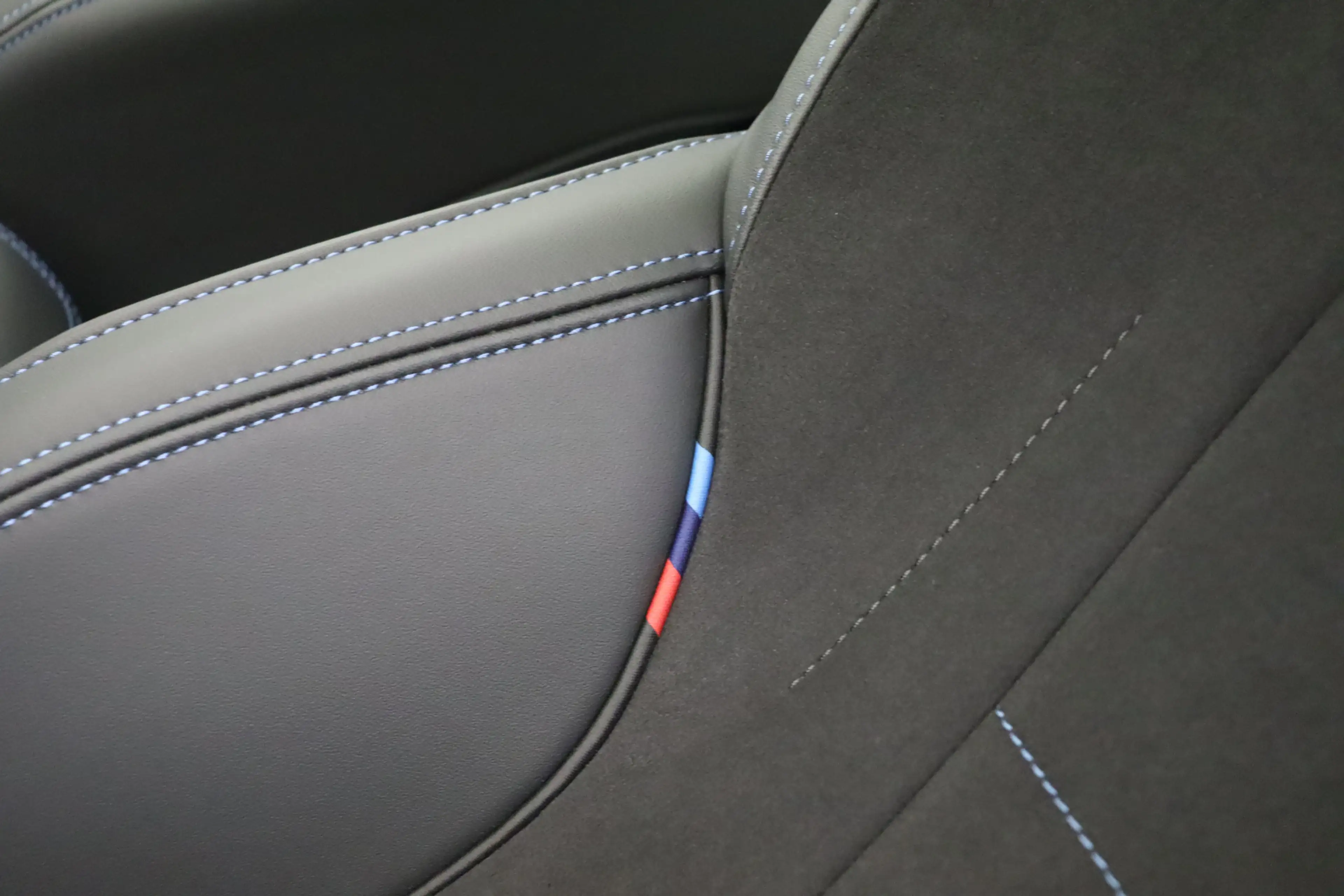 BMW 120 1 Serie M Sport Automaat / Trekhaak / Panoramadak — photo 9