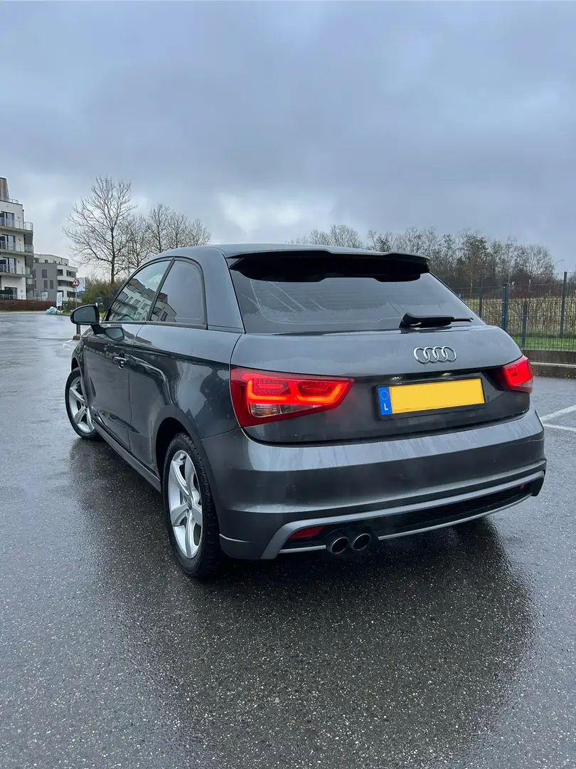 Audi A1 1.4 TFSI S tronic line Sportpaket - 1