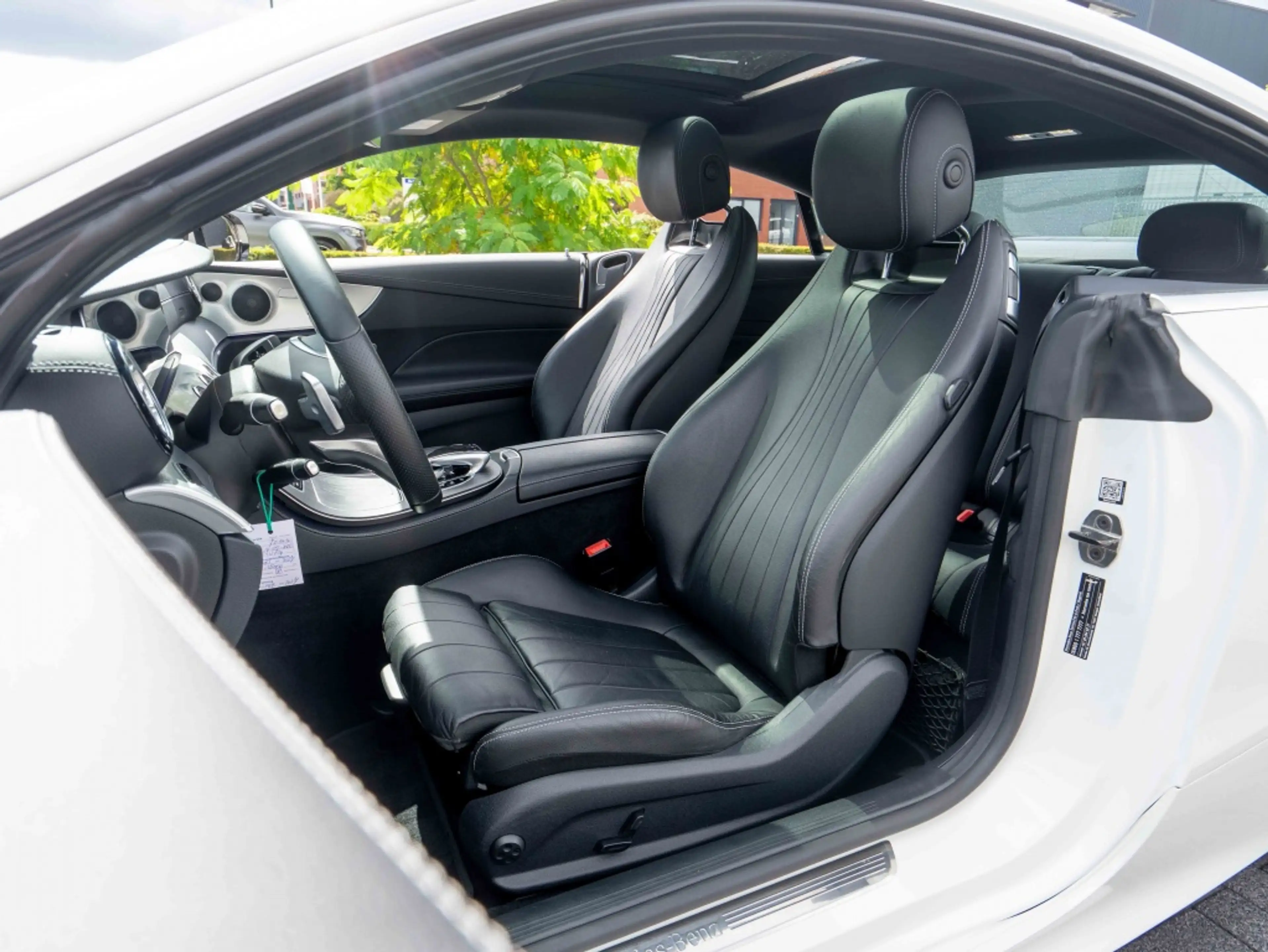 Mercedes-Benz E 200 Coupé E AMG Line | Pano | Leer | Widescreen | 20 I — photo 6