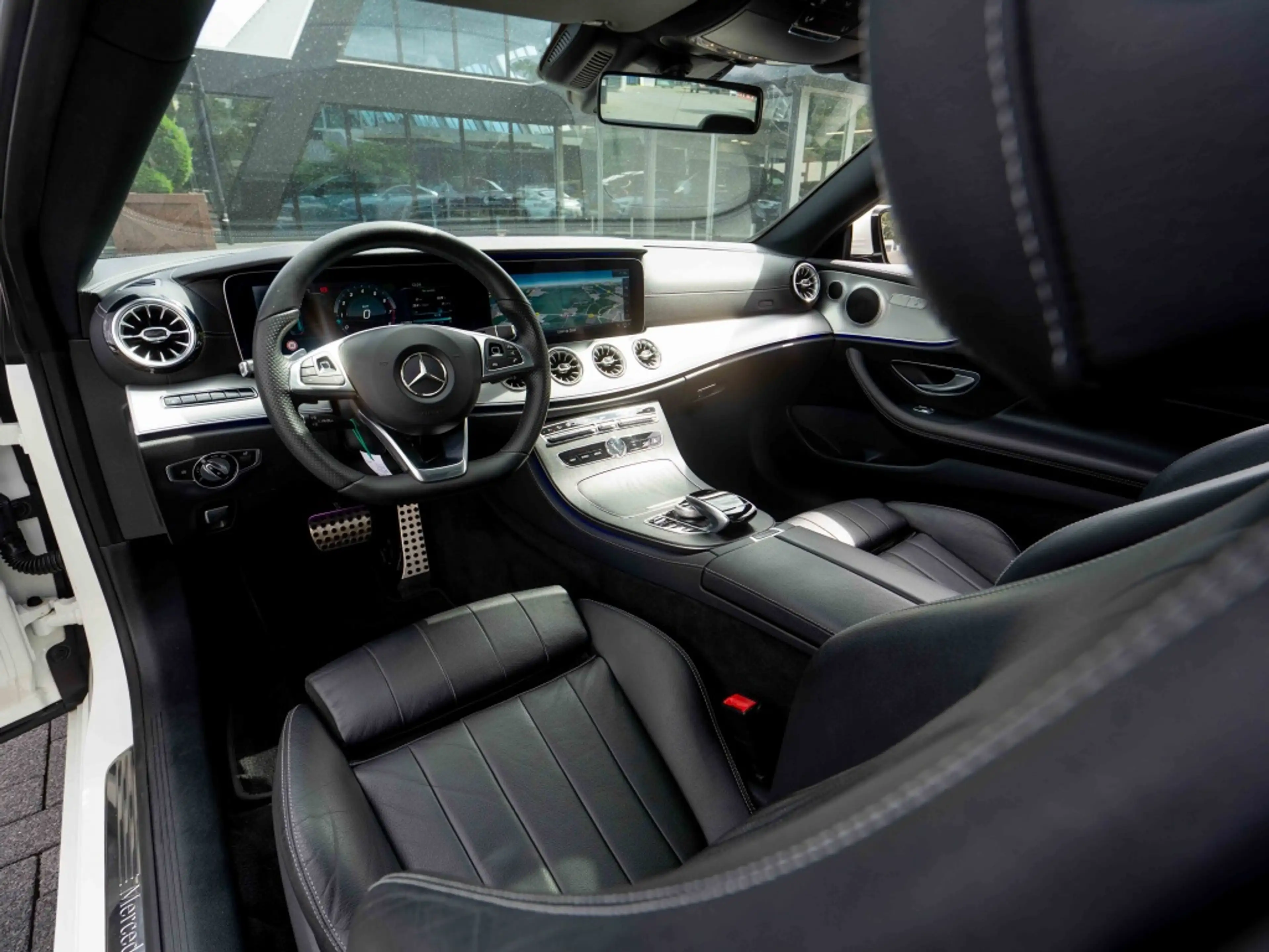 Mercedes-Benz E 200 Coupé E AMG Line | Pano | Leer | Widescreen | 20 I — photo 11