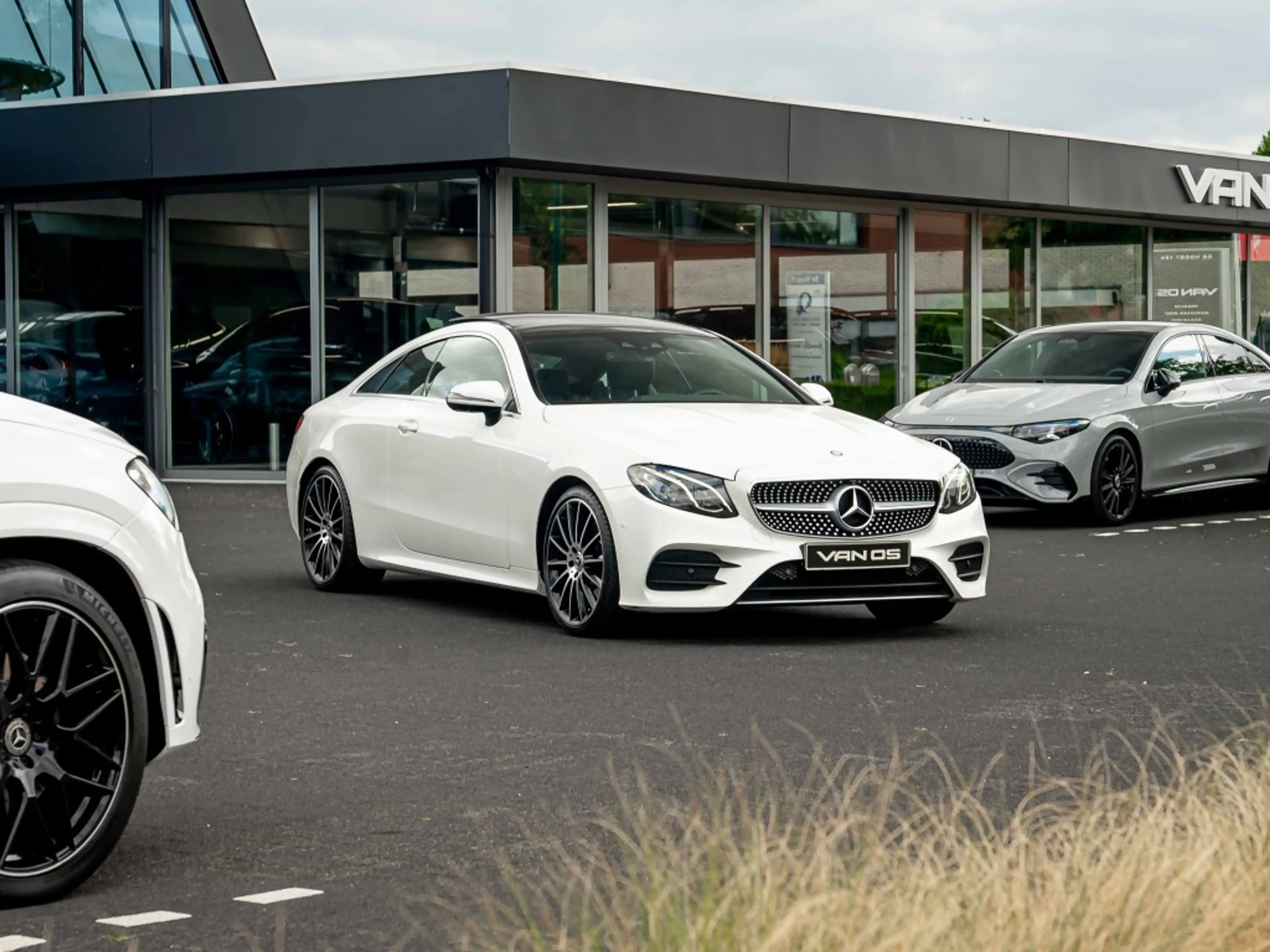 Mercedes-Benz E 200 Coupé E AMG Line | Pano | Leer | Widescreen | 20 I — photo 14