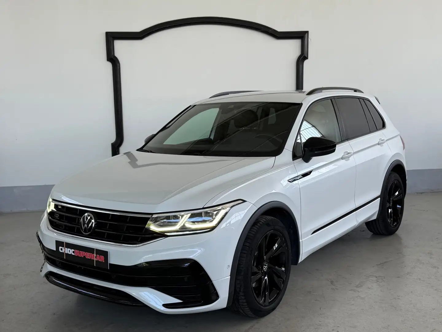 Volkswagen Tiguan Tiguan II 2021 2.0 tdi R-Line 150cv dsg Blanc - 1