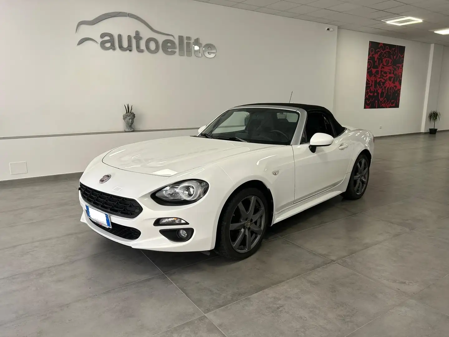 Fiat 124 Spider Bianco - 1