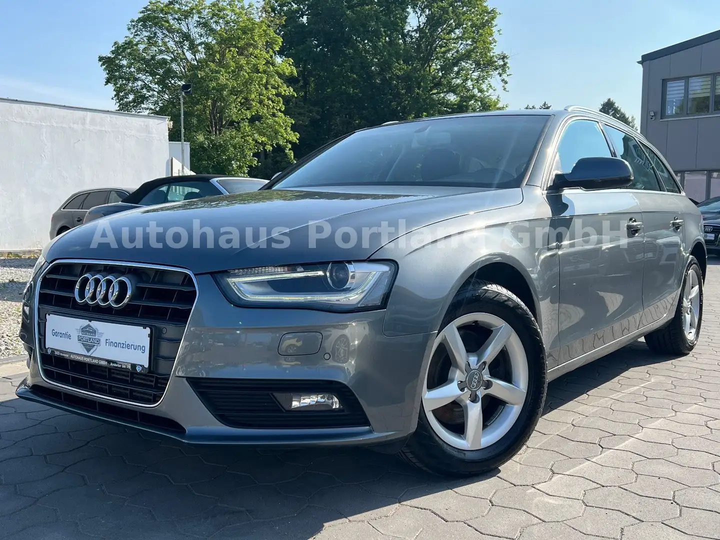 Audi A4 Avant Ambiente 2.0 TDI/S-Heft/Tempo/ZR Neu Grau - 2