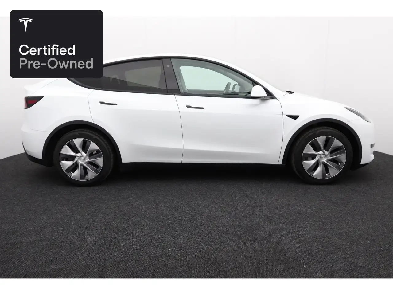 2024 Tesla Model Y Rear-Wheel Drive “Certified Pre-Owned”, photograph 9
