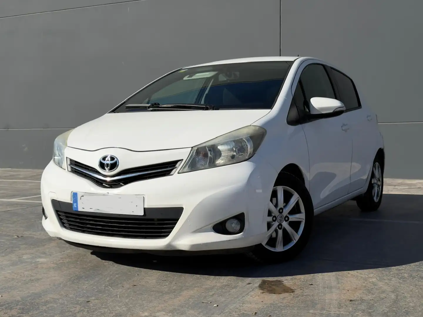 Toyota Yaris Yaris 1.4D-4D Live Live Blanco - 1