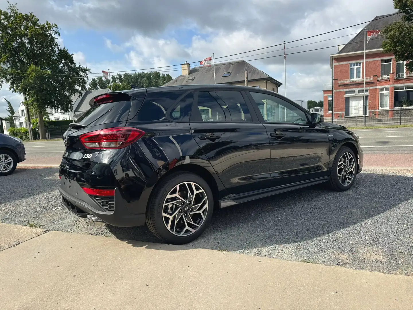 Hyundai i30 i30 1.0 Twist N-line Zwart - 2
