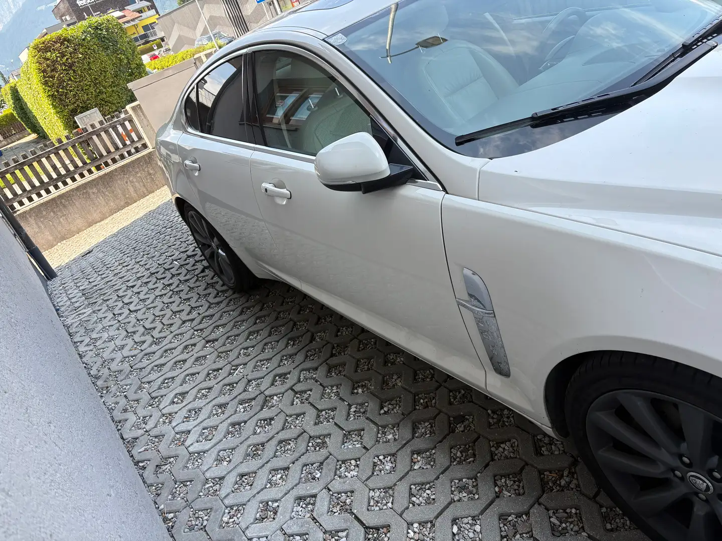 Jaguar XF XF 3,0 Diesel Premium Luxury Premium Luxury Weiß - 2