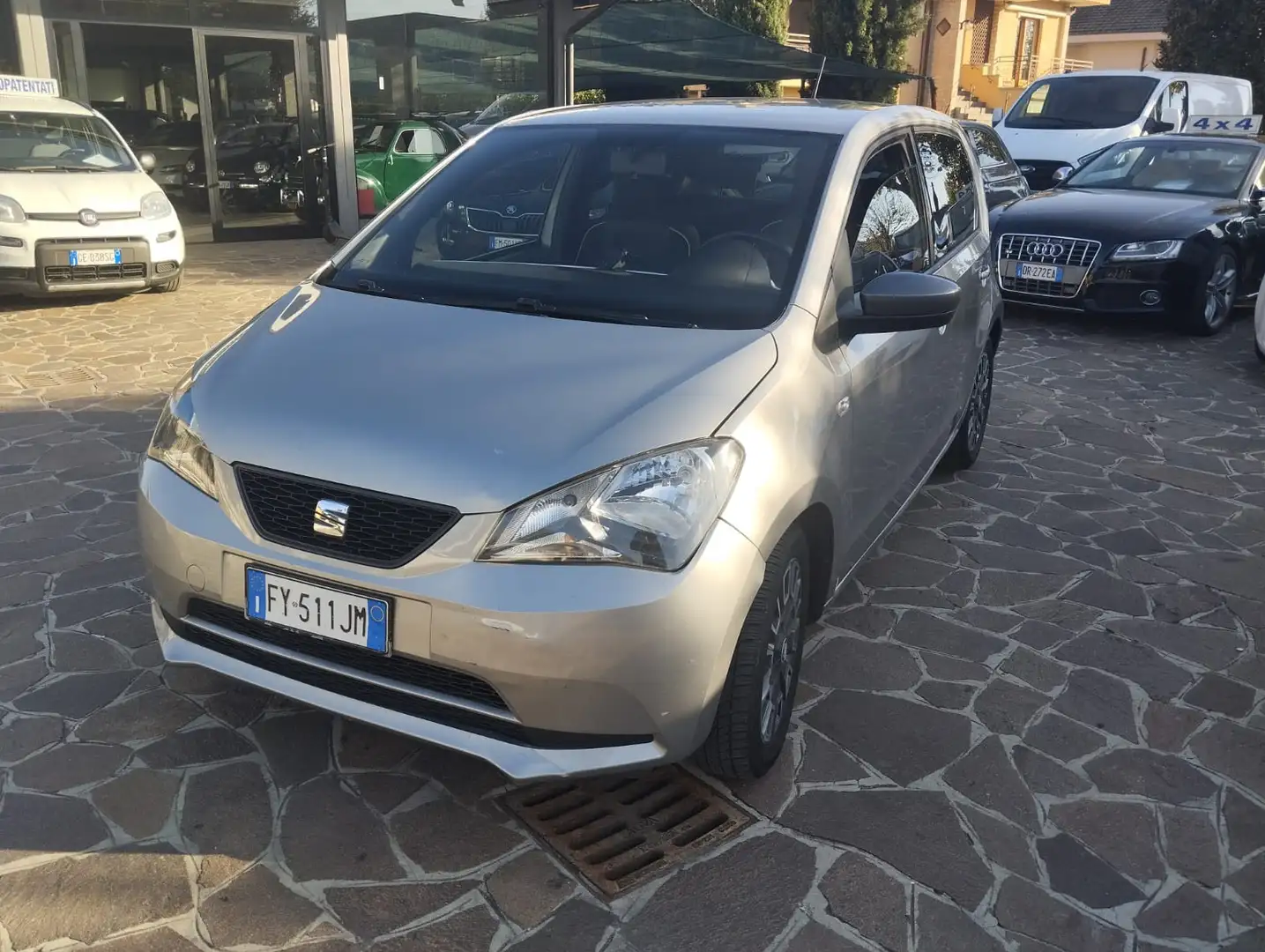 SEAT Mii 5p 1.0 Style s/radio 60cv Gris - 1
