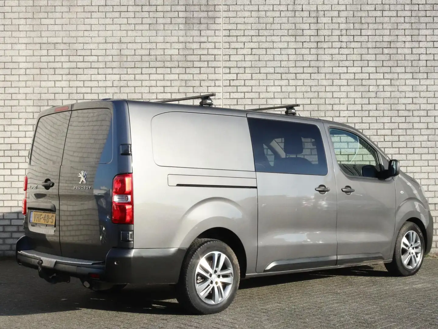 Peugeot Expert 2.0 BlueHDI 180 EAT8 DC Premium | Dubbel Cabine | Grijs - 2
