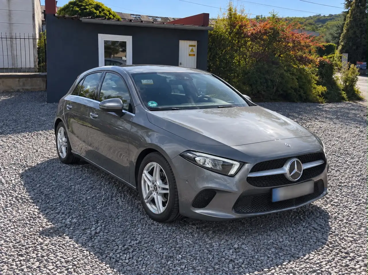 Mercedes-Benz A 180