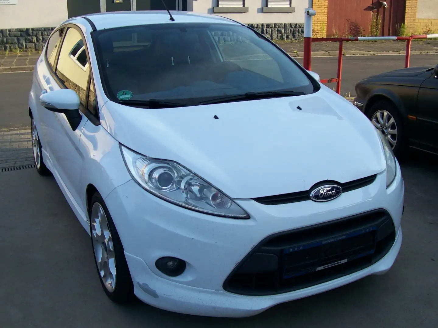 Ford Fiesta Sport Weiß - 1