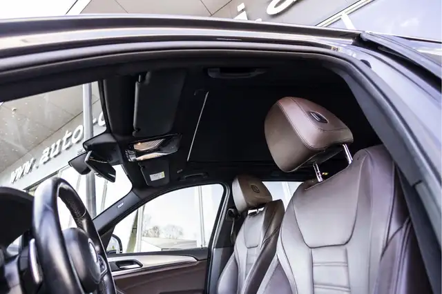 BMW X3 view 14