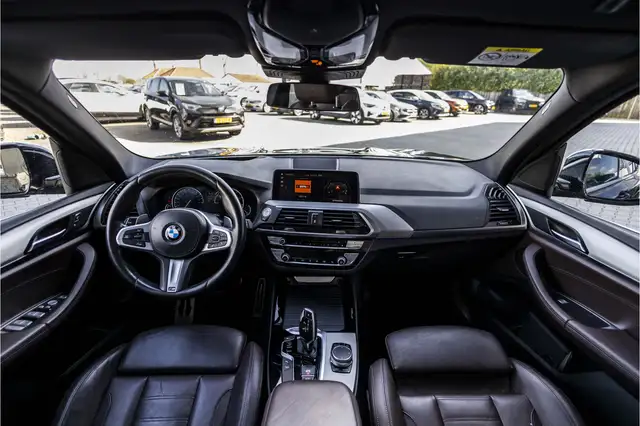 BMW X3 view 6